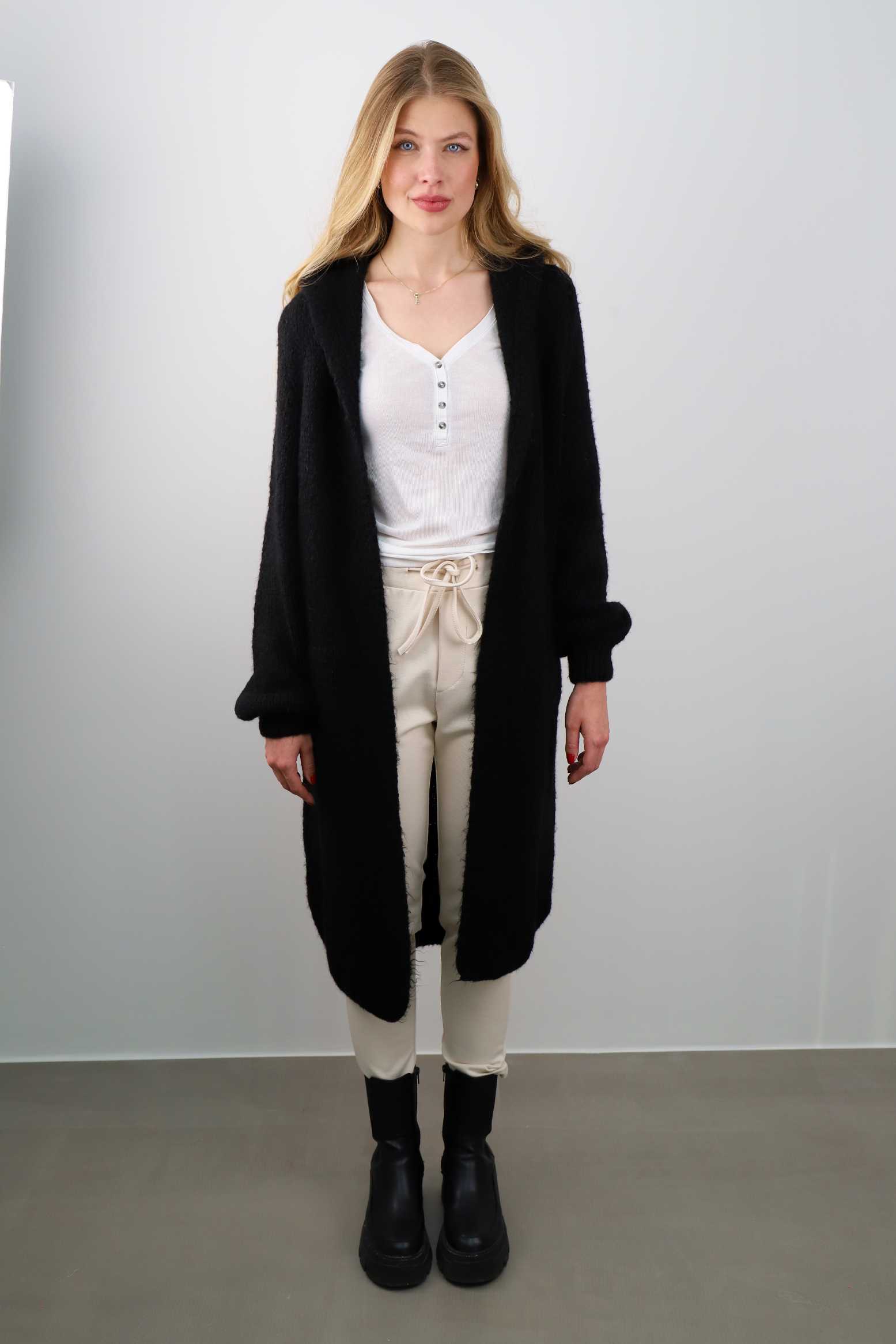Strickjacke mit Taschen und Kapuze - Schwarz