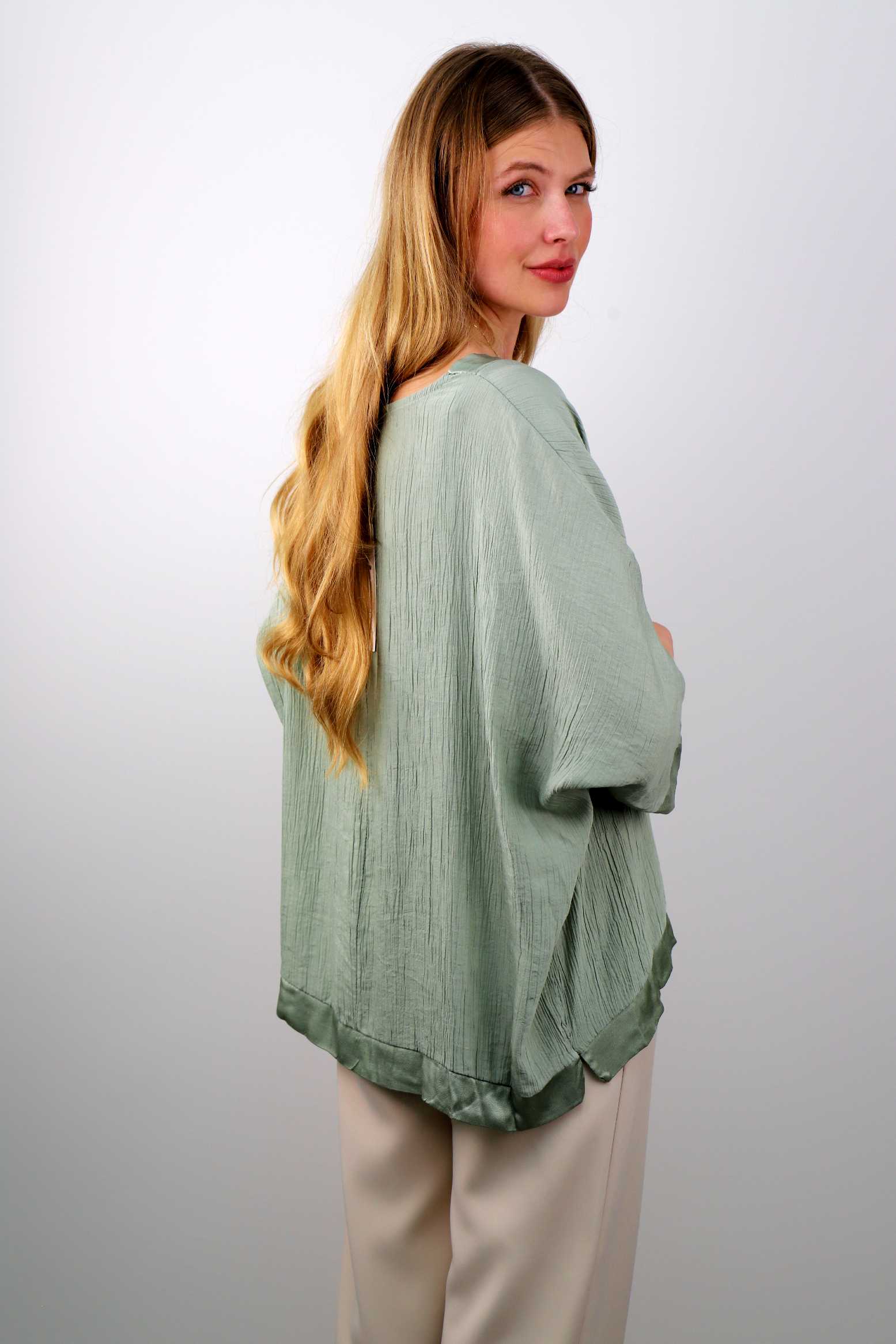 Bluse mit V-Neck - Khaki
