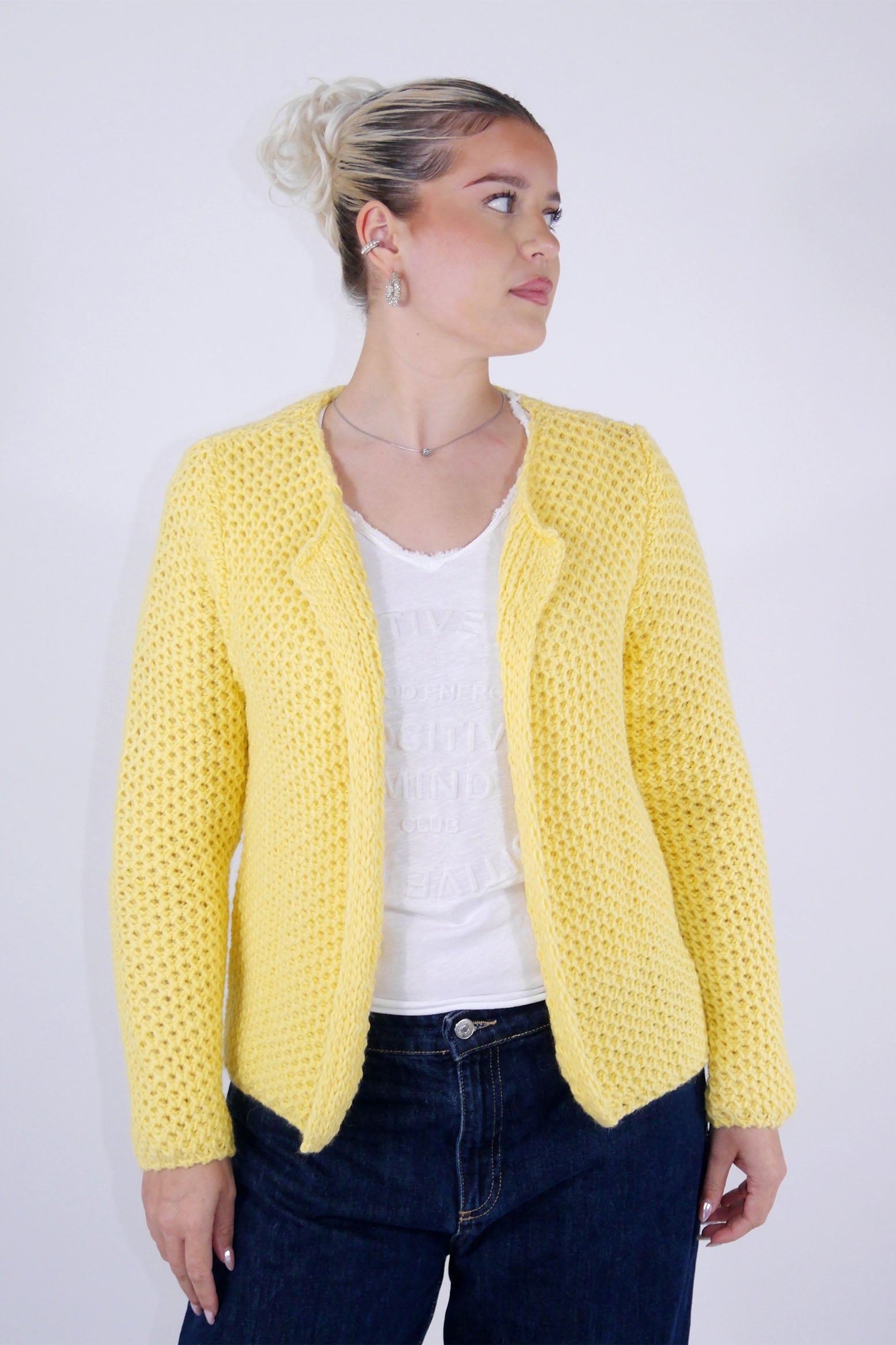 Kurze Strickjacke - Gelb