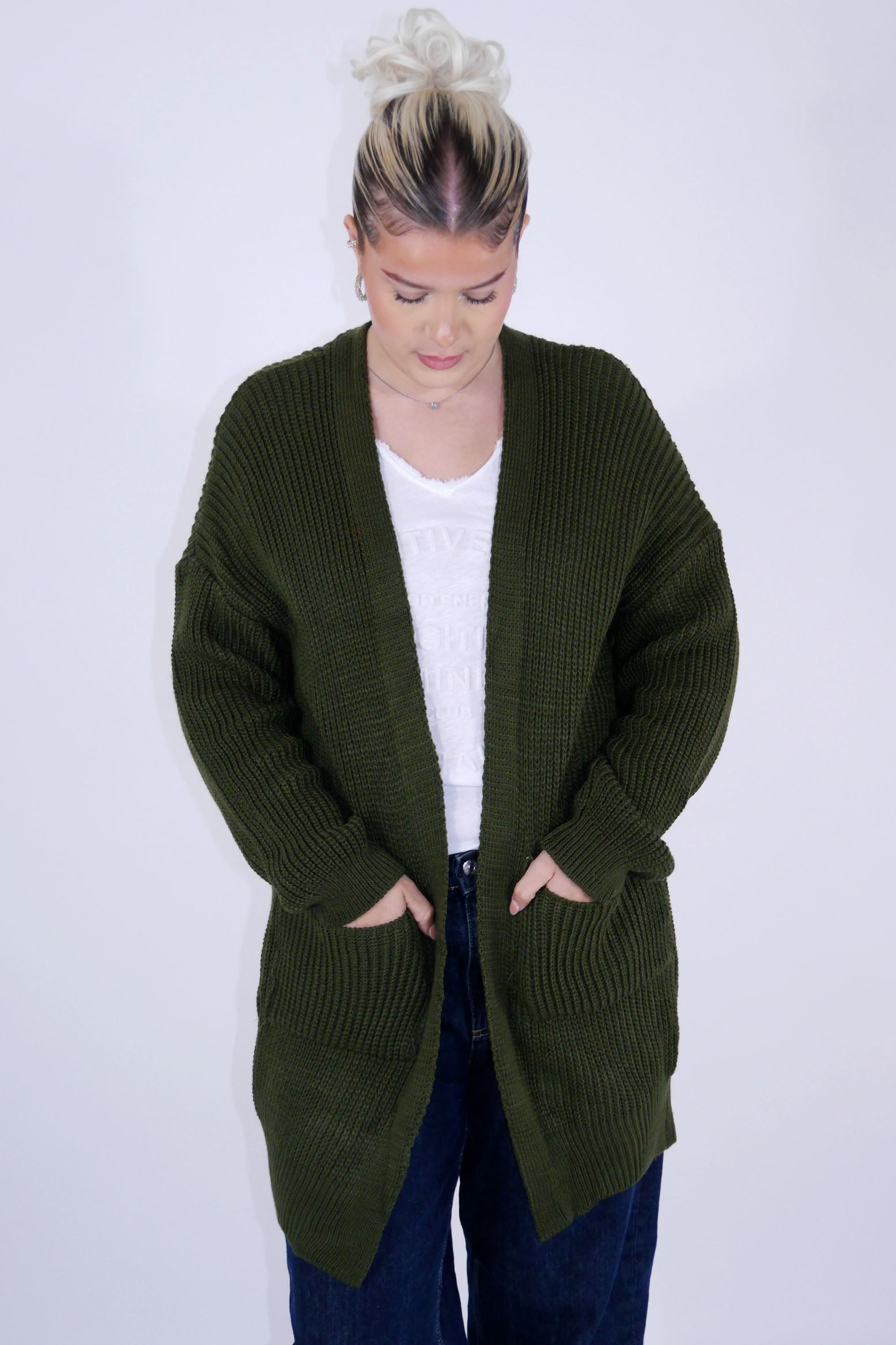 Flair - Strickjacke in trendigem Neonfarbton - Tannengrün