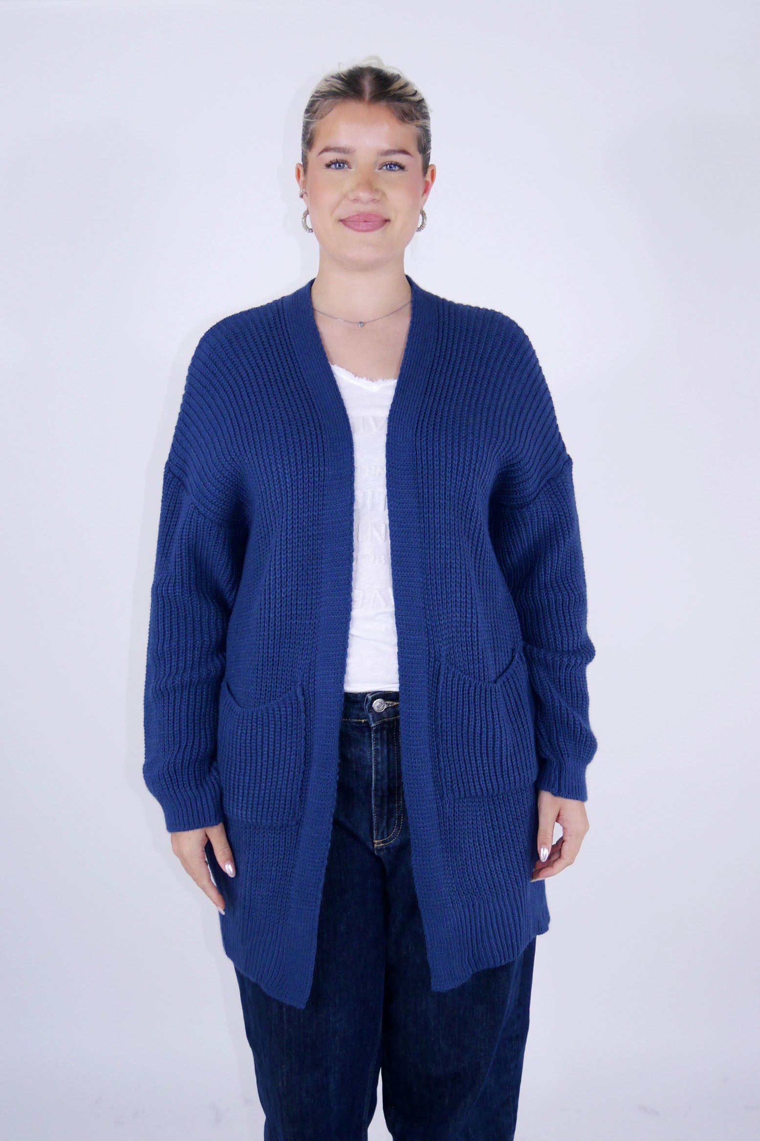 Flair - Strickjacke in trendigem Neonfarbton - Royalblau