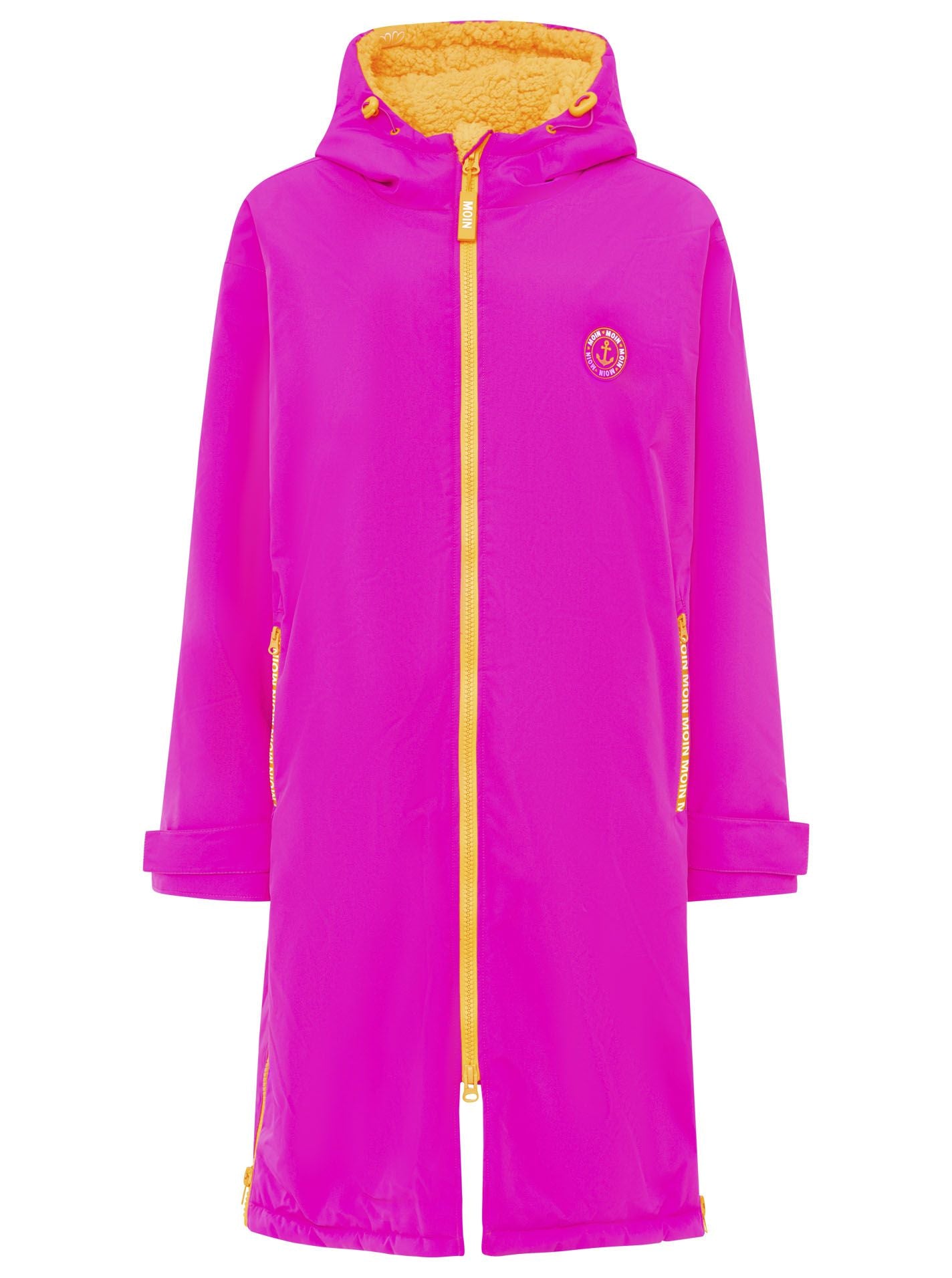 Flauschige Oversize Windjacke in Beere-Orange von Zwillingsherz – Vorderansicht