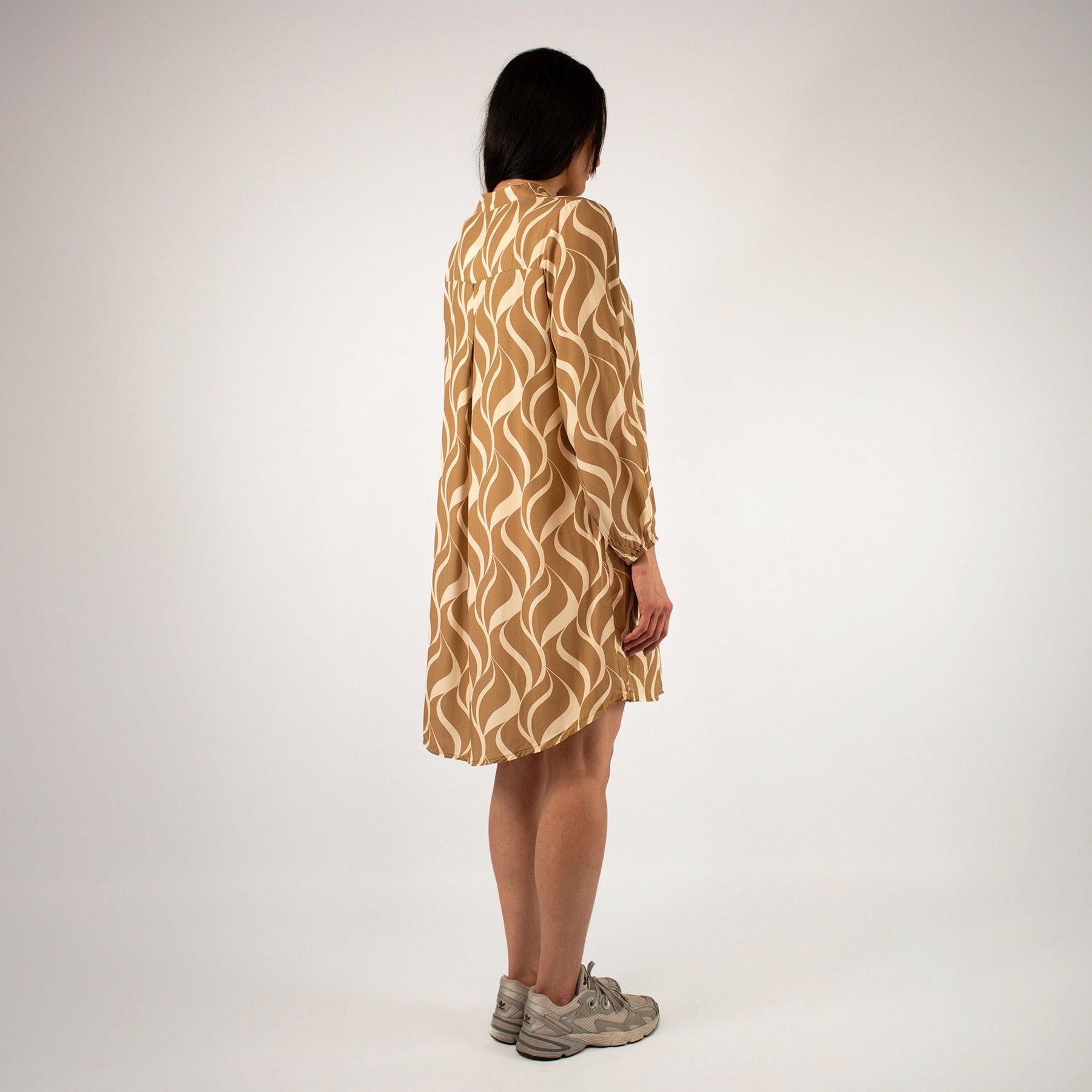 Design Kleid - Beige/Weiß