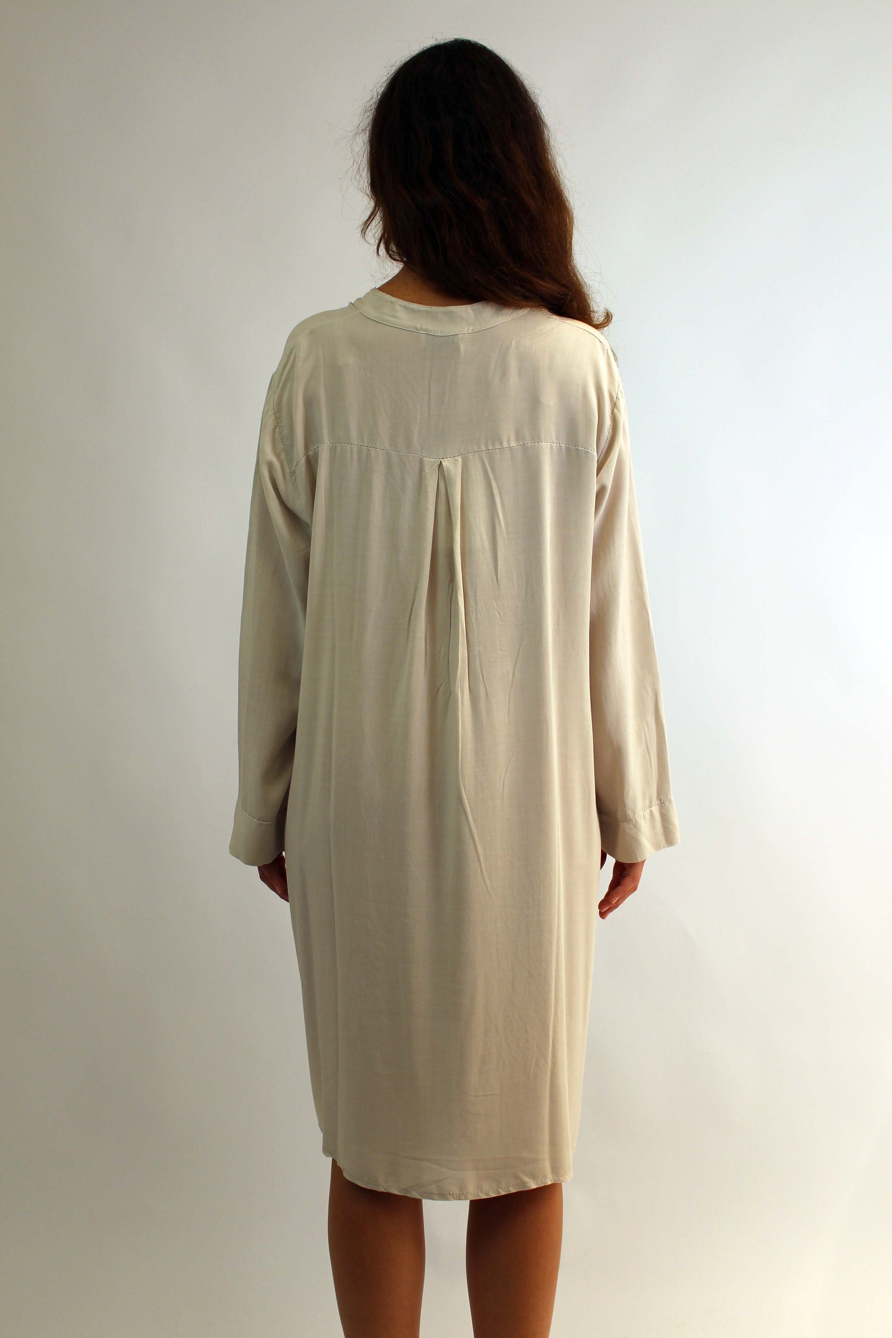 Kleid mit Rüschen "Beige"