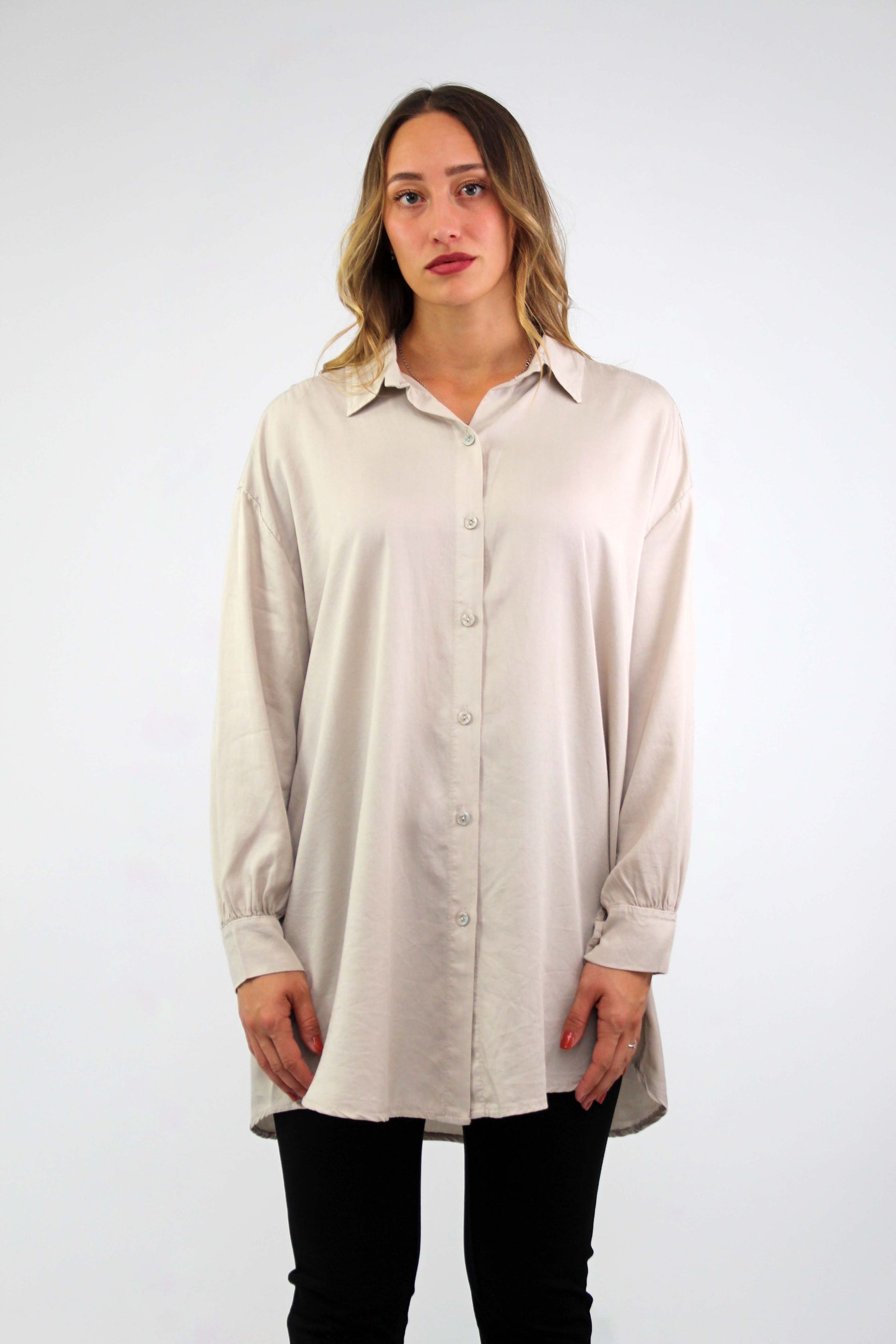 Bluse mit Knopfleiste - Beige