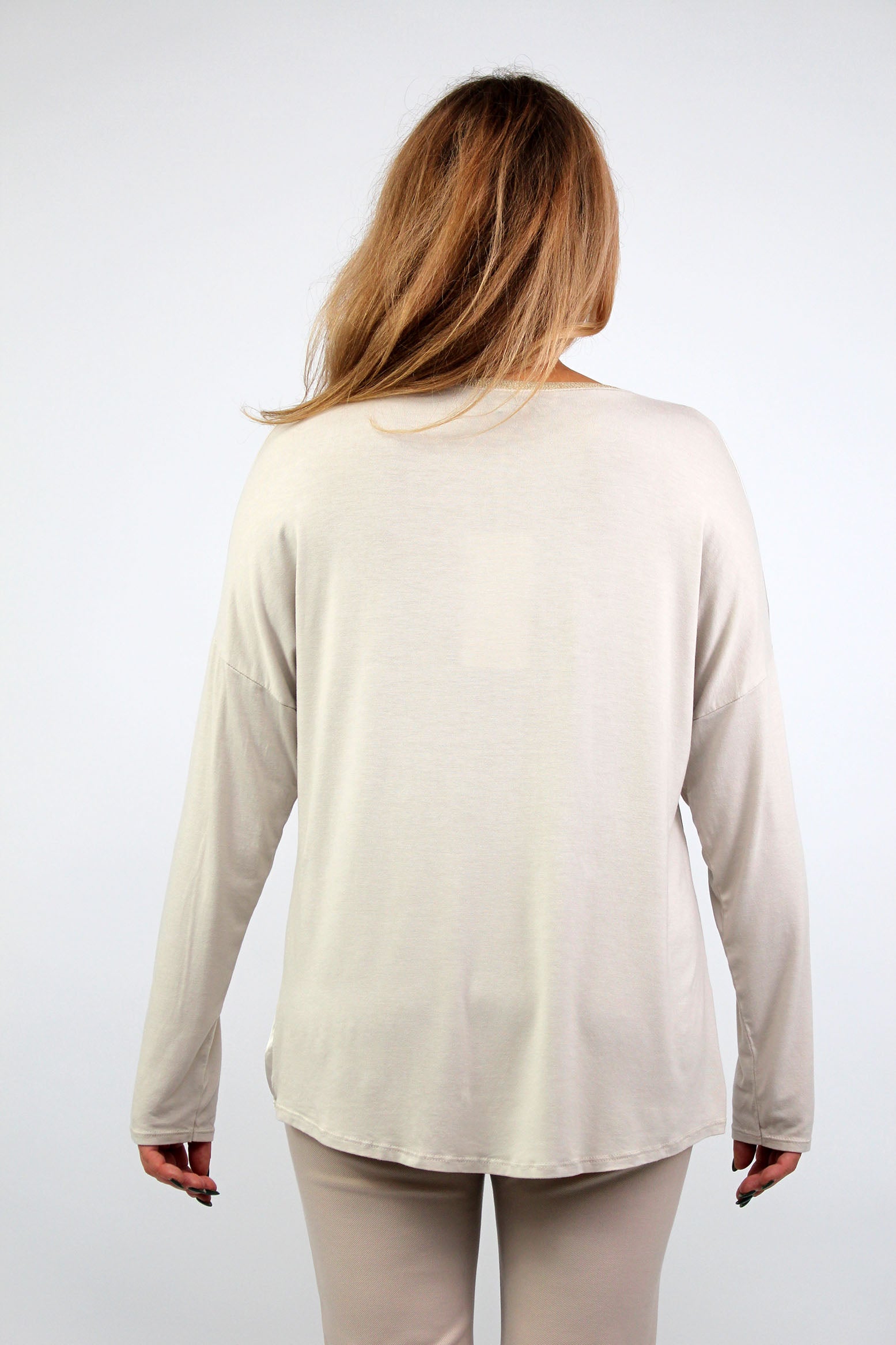 Seidenshirt mit V-Ausschnitt - Beige
