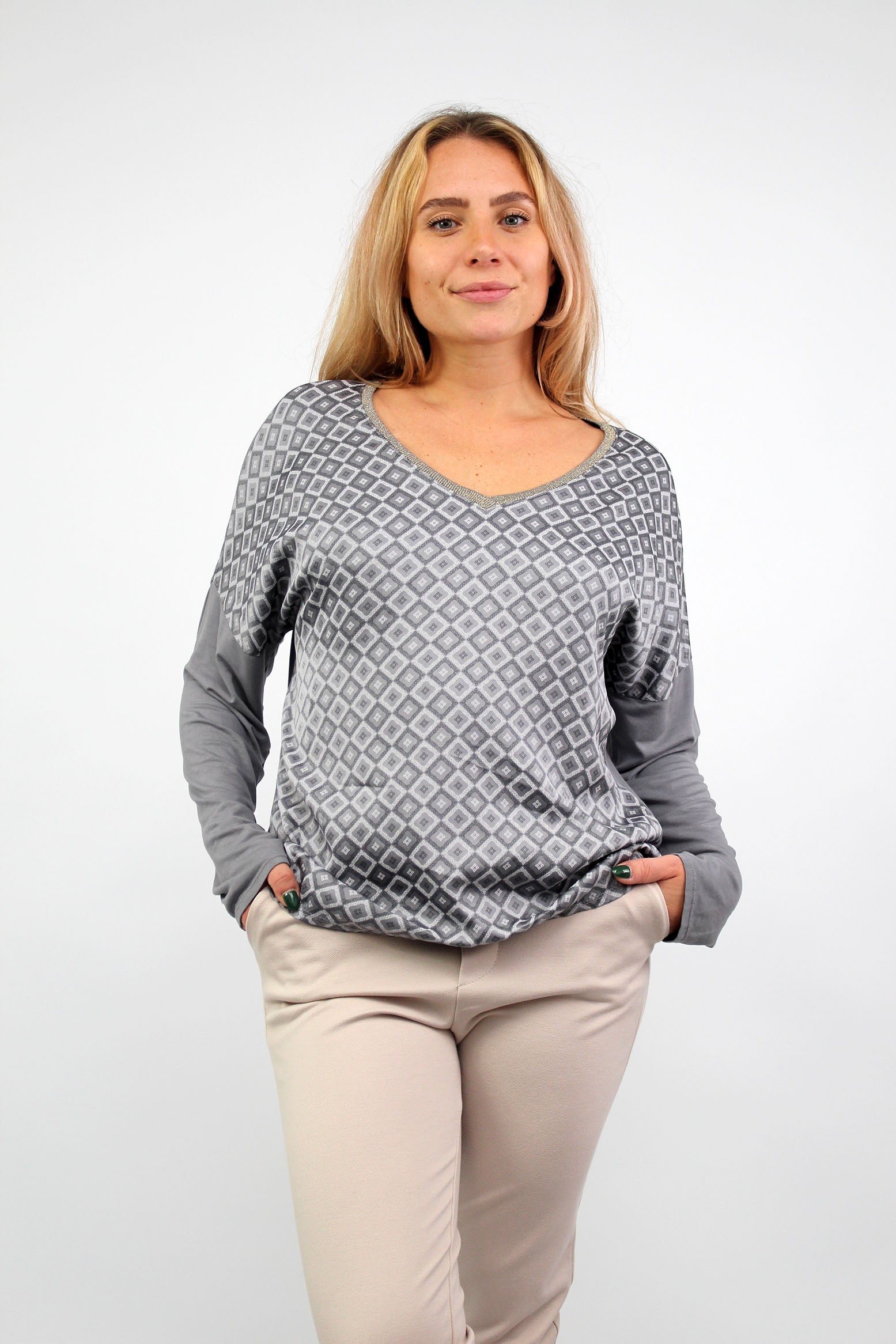 Seidenshirt mit Aufdruck - Grau