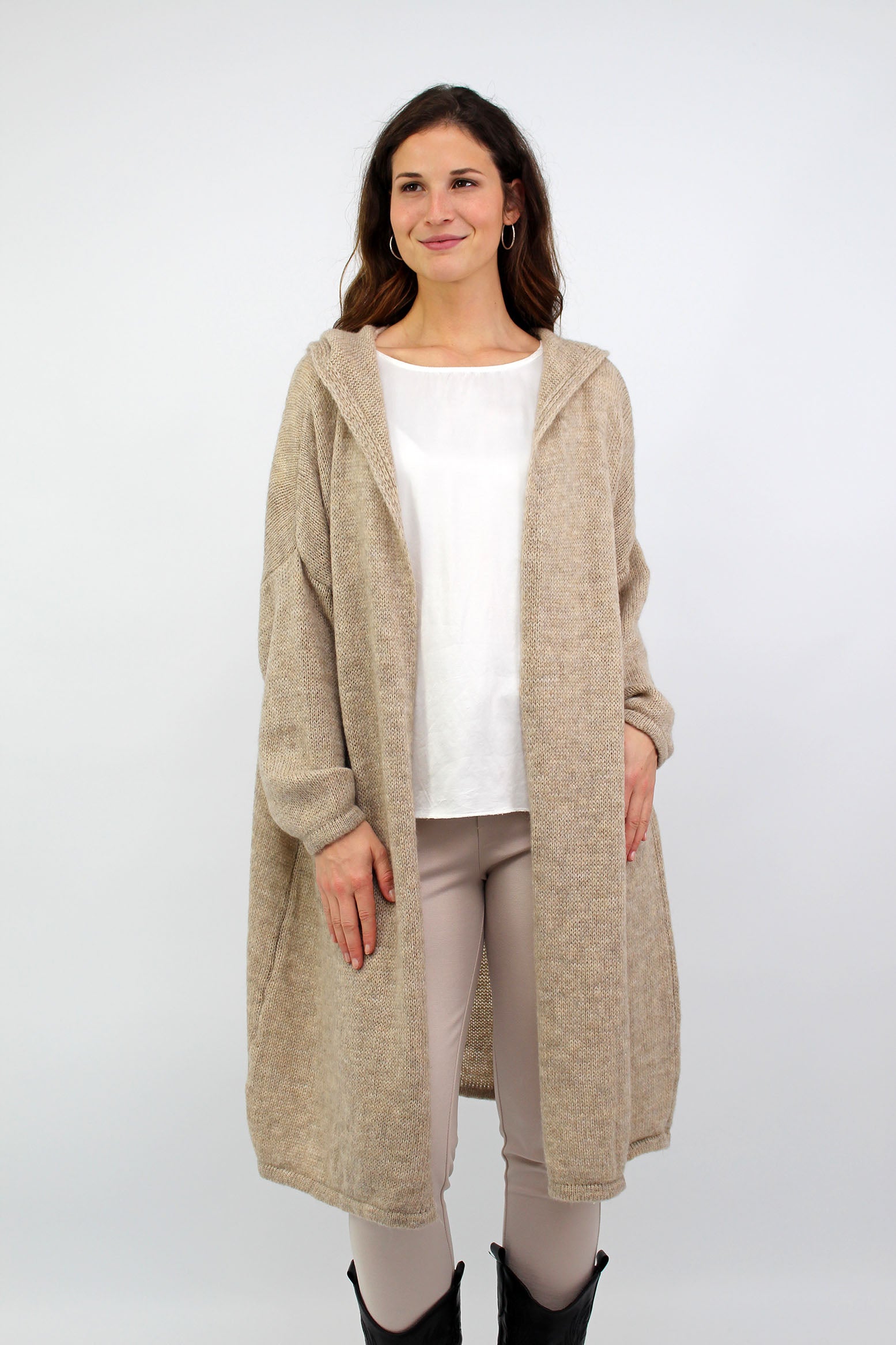 Strickjacke "Love & Peace" - Beige