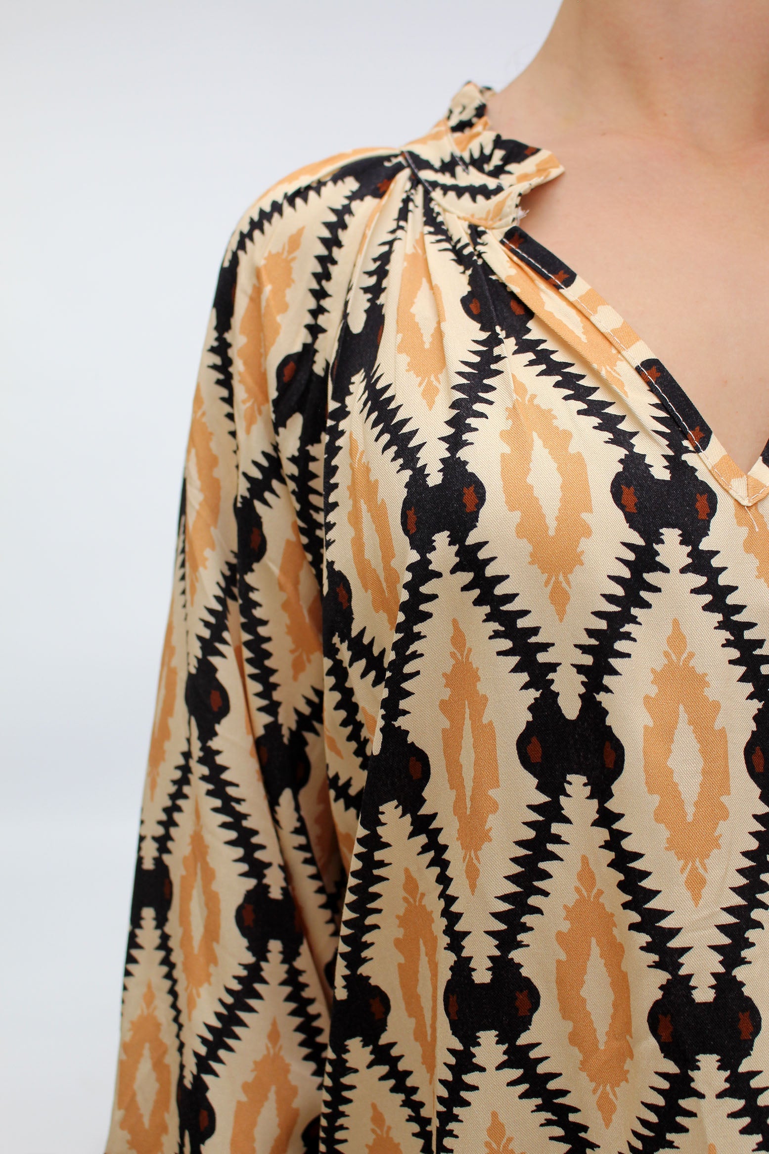 Bluse mit Rautenmuster - Beige
