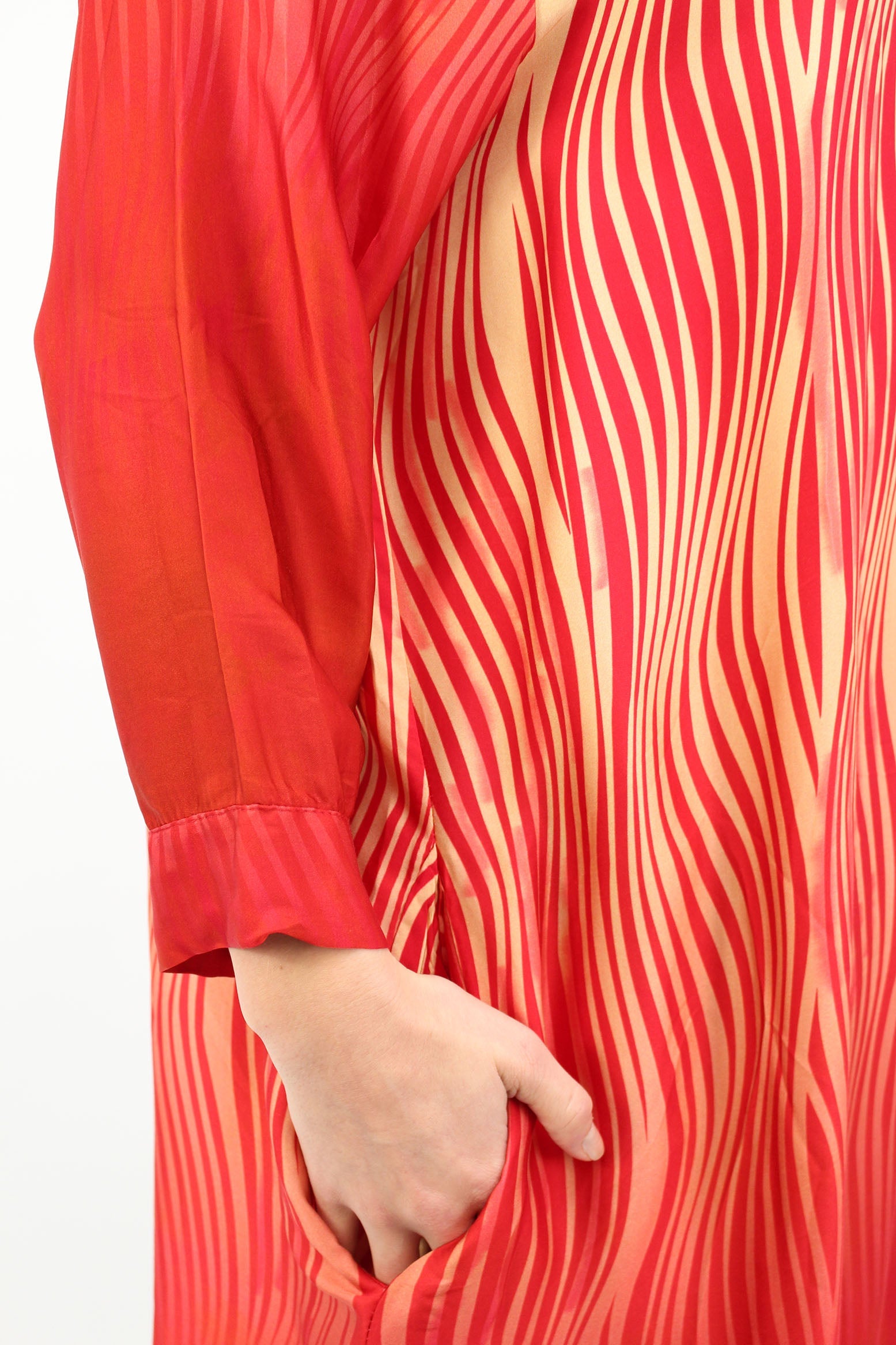 Kleid mit Wellen Print - Rot