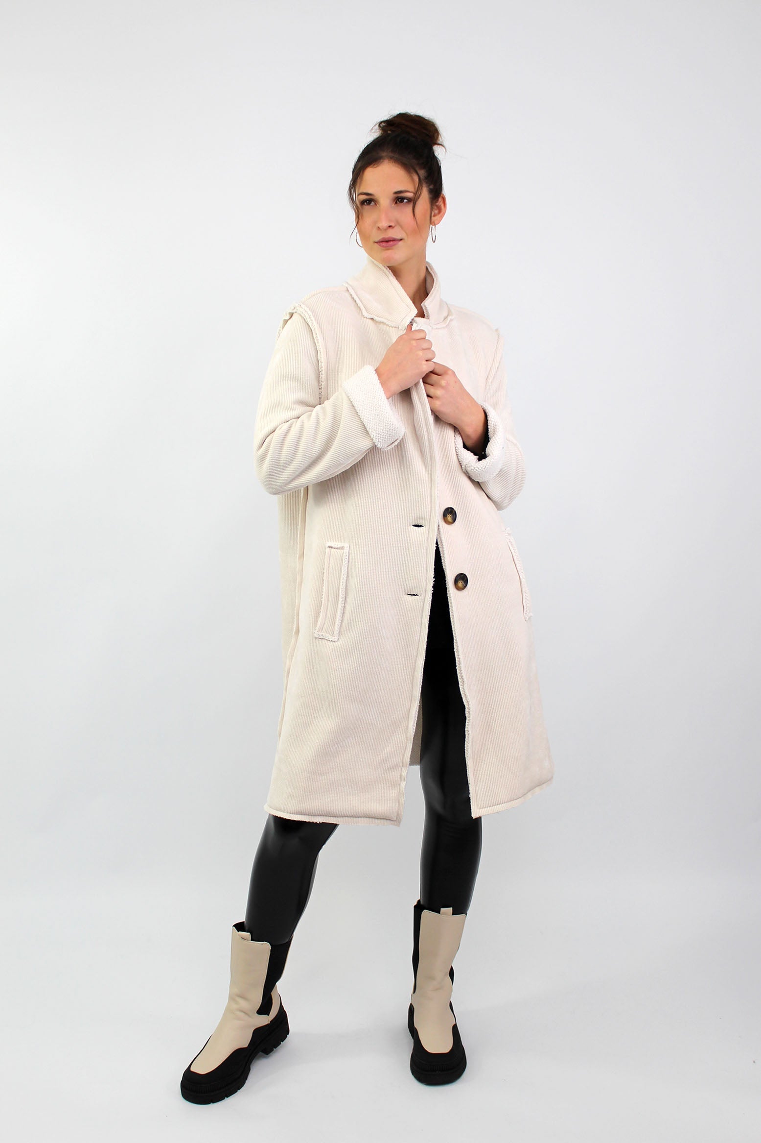 Mantel "Revers" - Creme