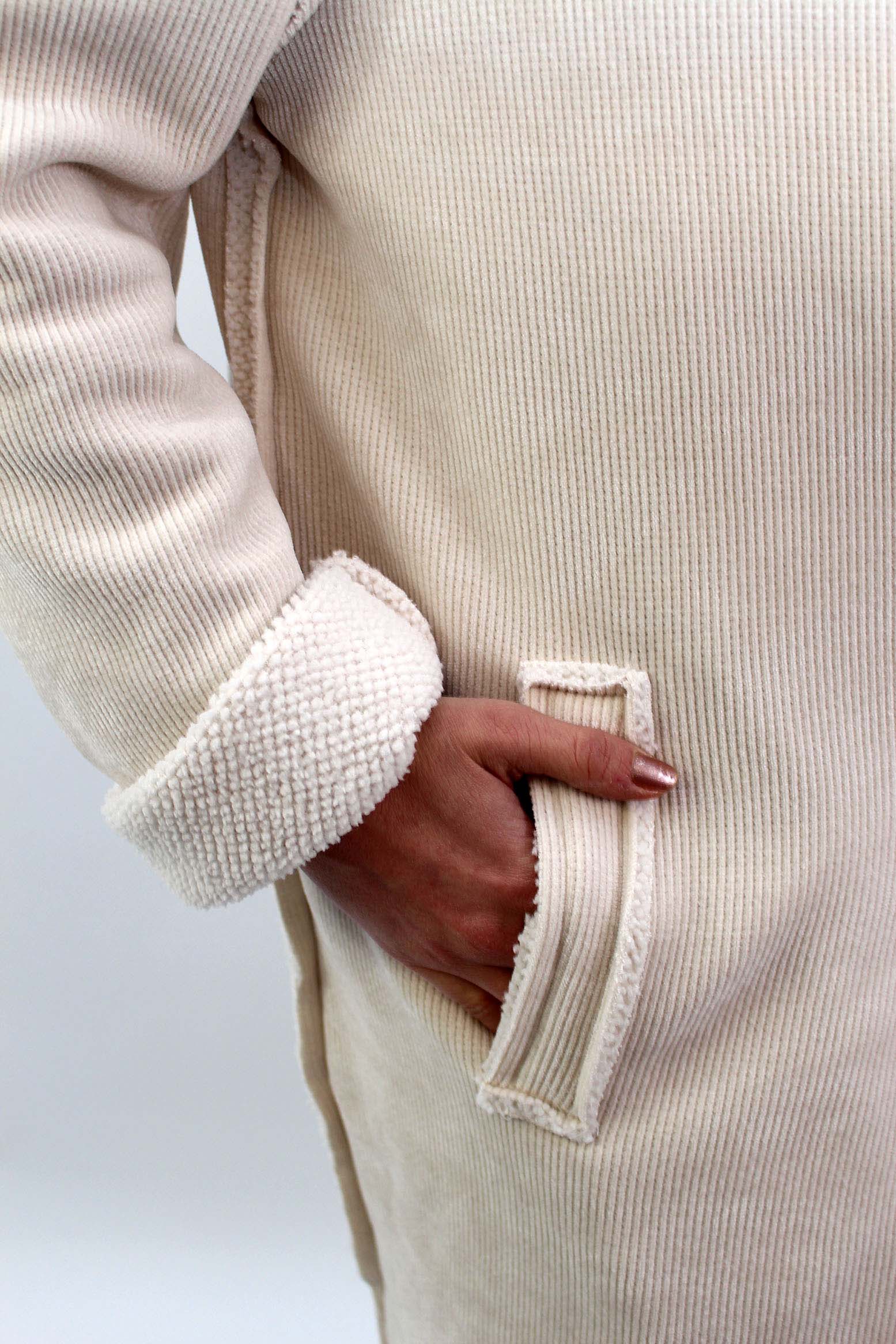 Mantel "Revers" - Creme
