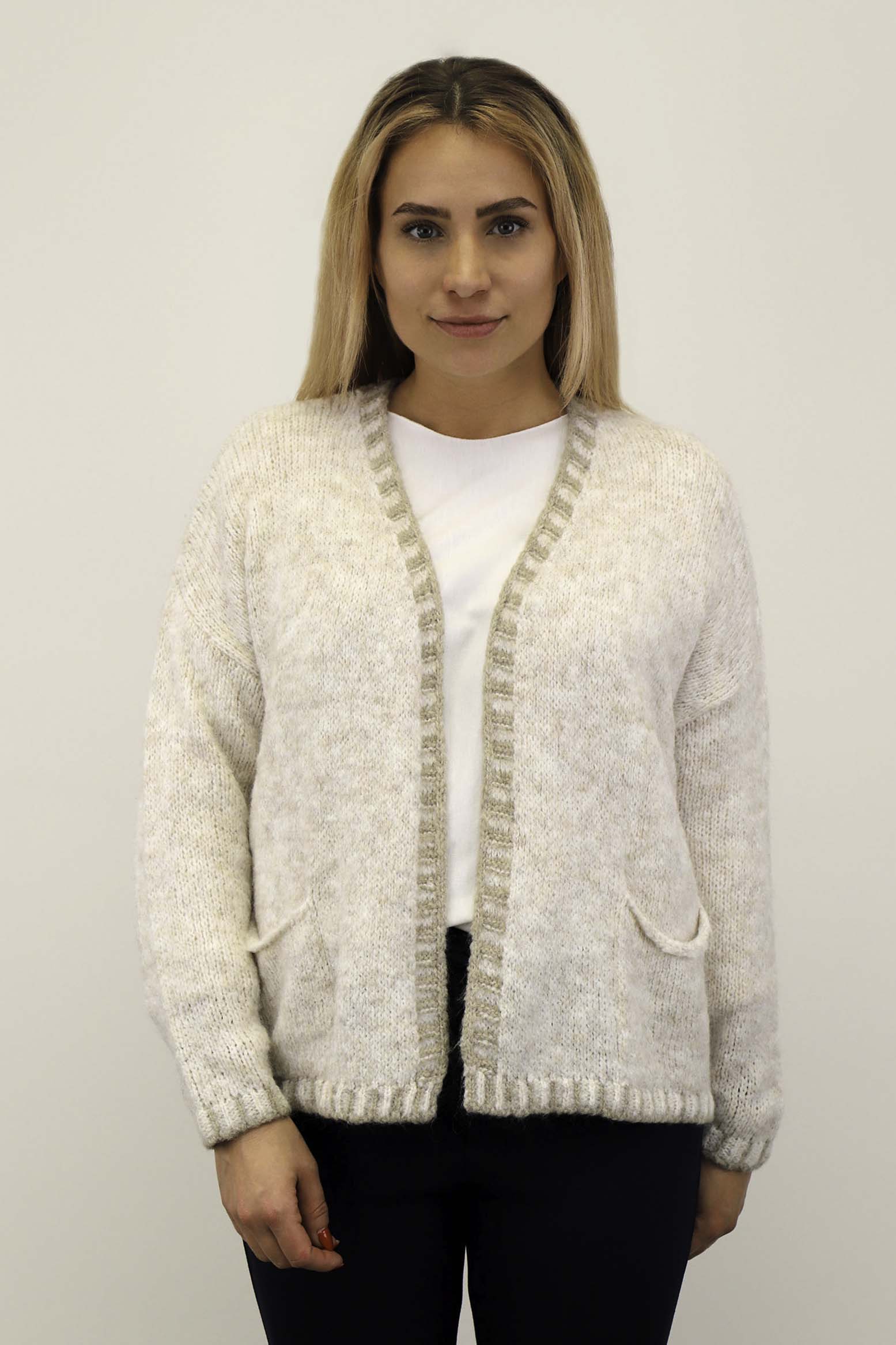 Strickjacke mit Kontrast-Rand - Creme