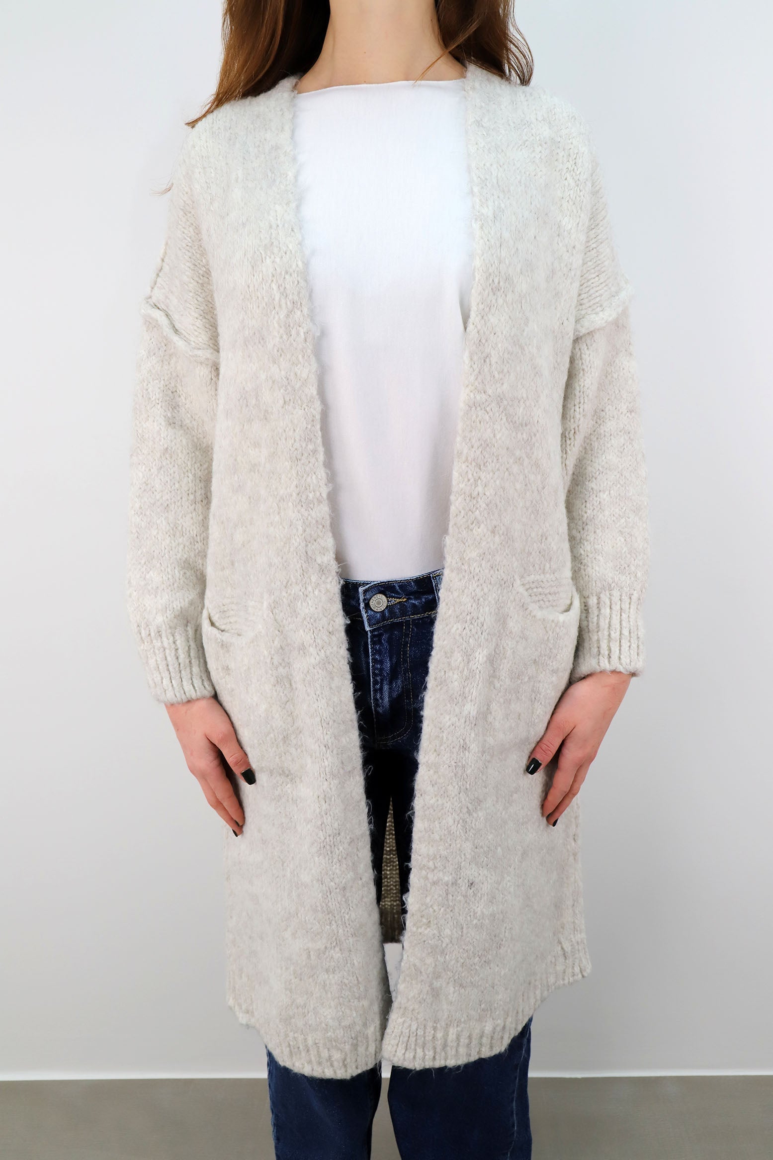 Strickjacke mit Naht und Taschen - Creme