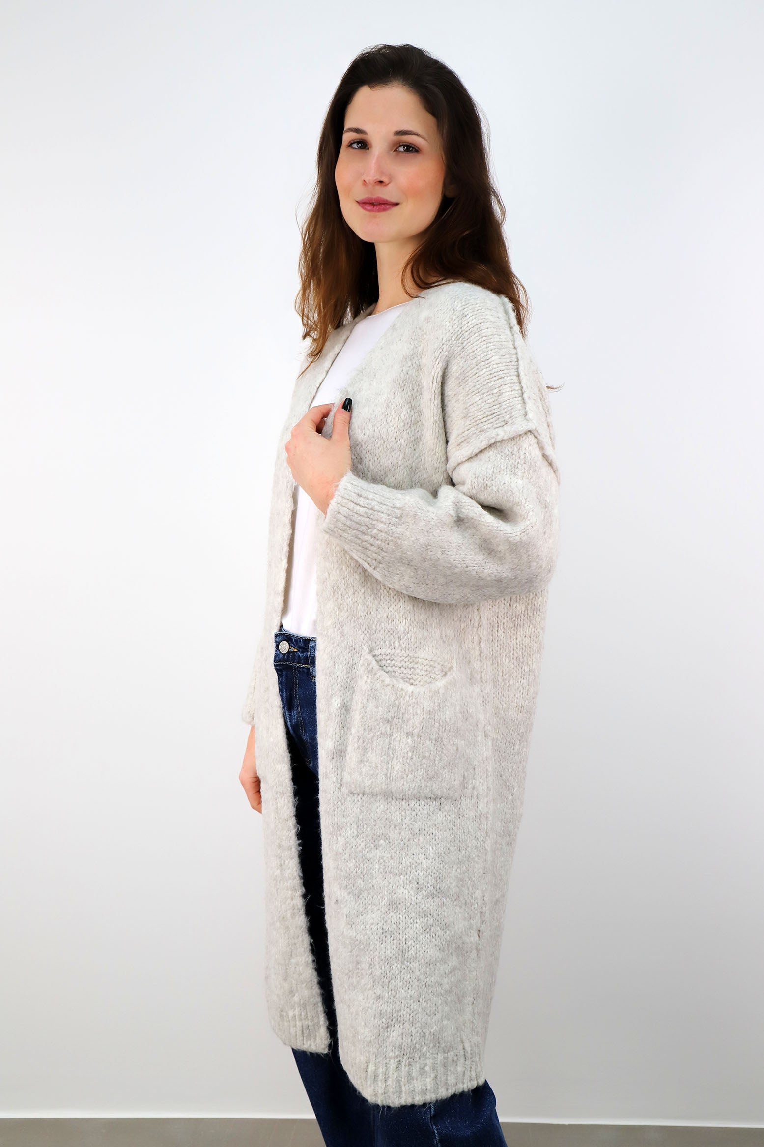 Strickjacke mit Naht und Taschen - Creme