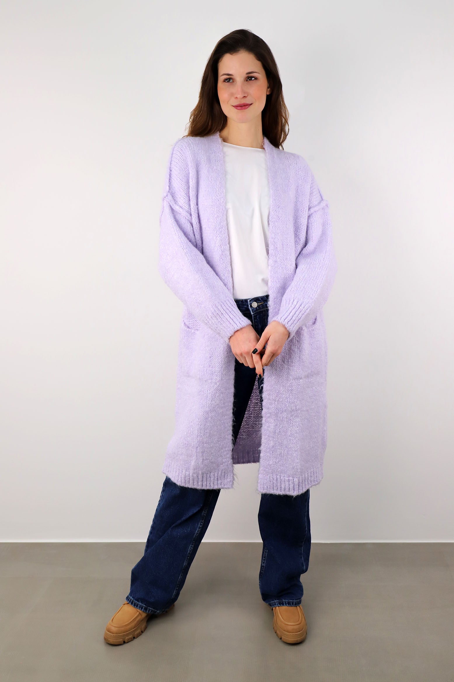 Strickjacke mit Naht und Taschen - Flieder