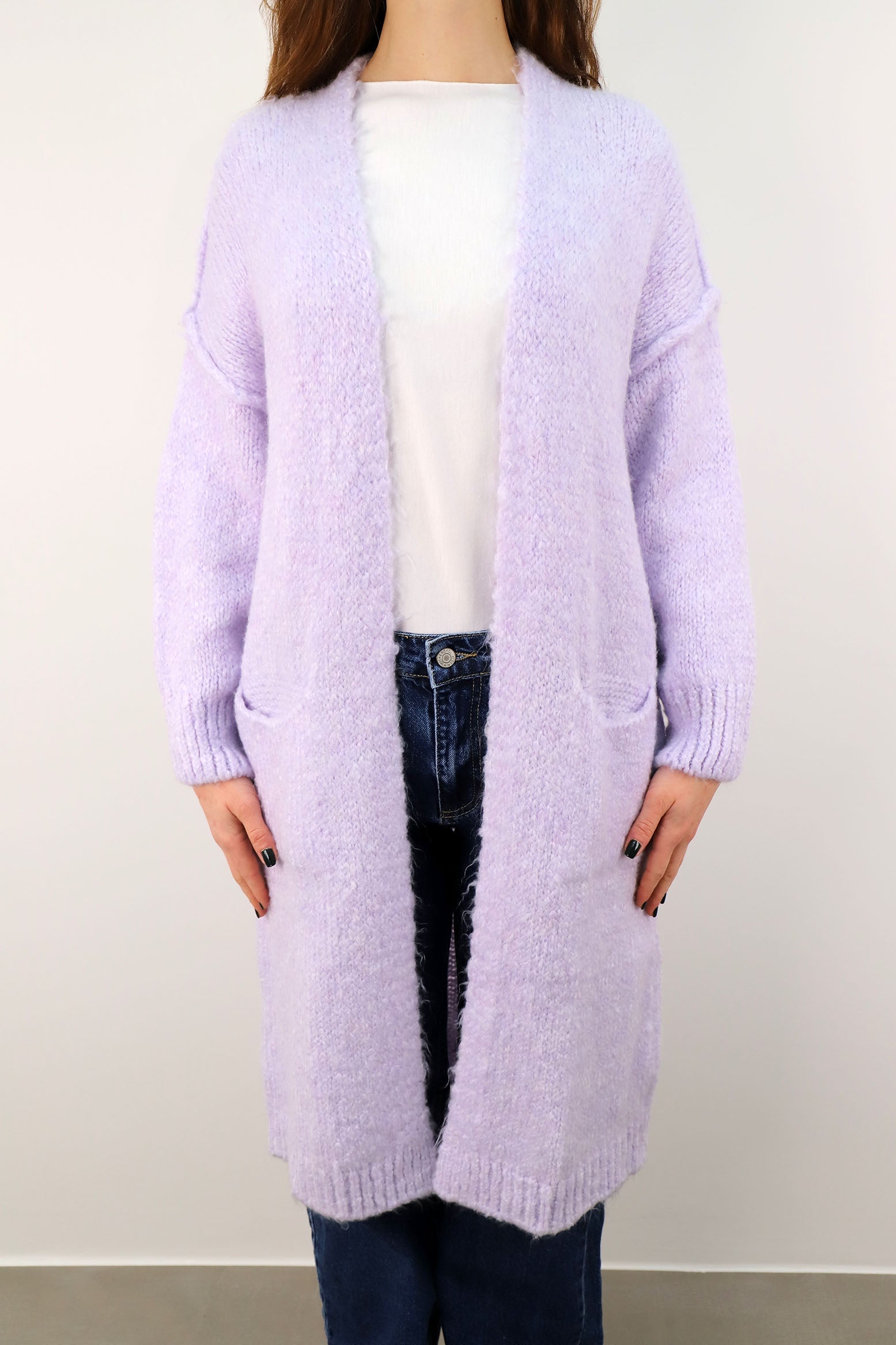 Strickjacke mit Naht und Taschen - Flieder