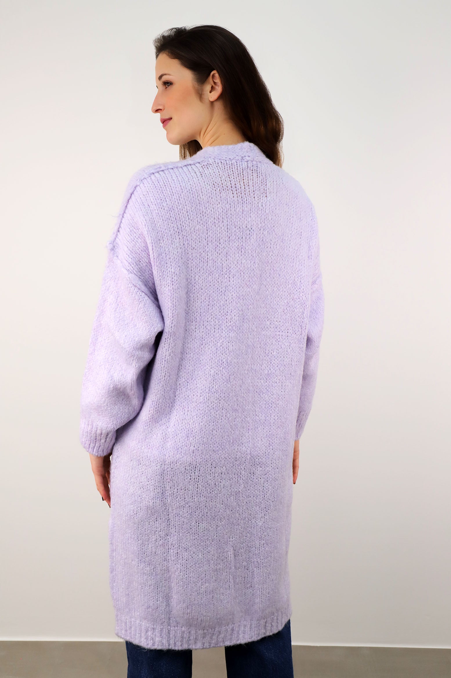 Strickjacke mit Naht und Taschen - Flieder