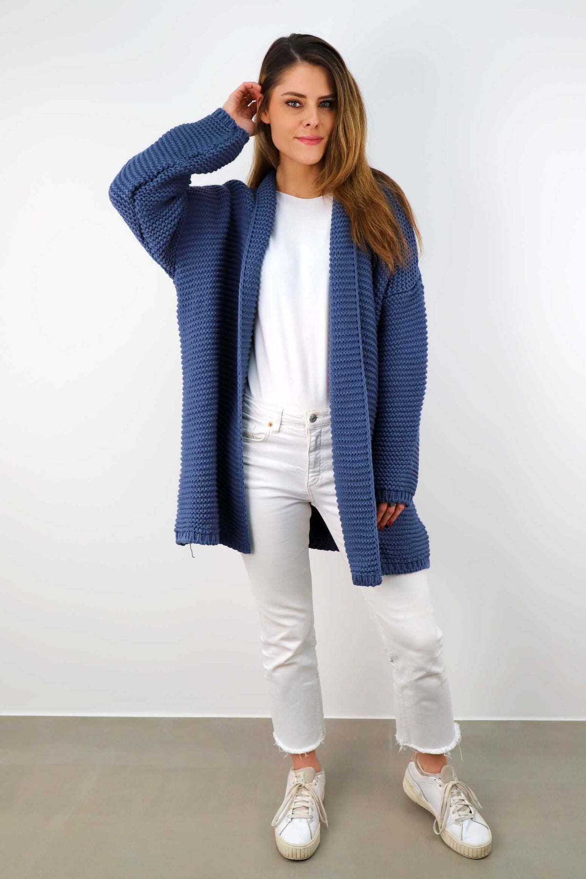 Strickjacke "Grobstrick" - Hellblau (etwas heller als auf dem Bild)