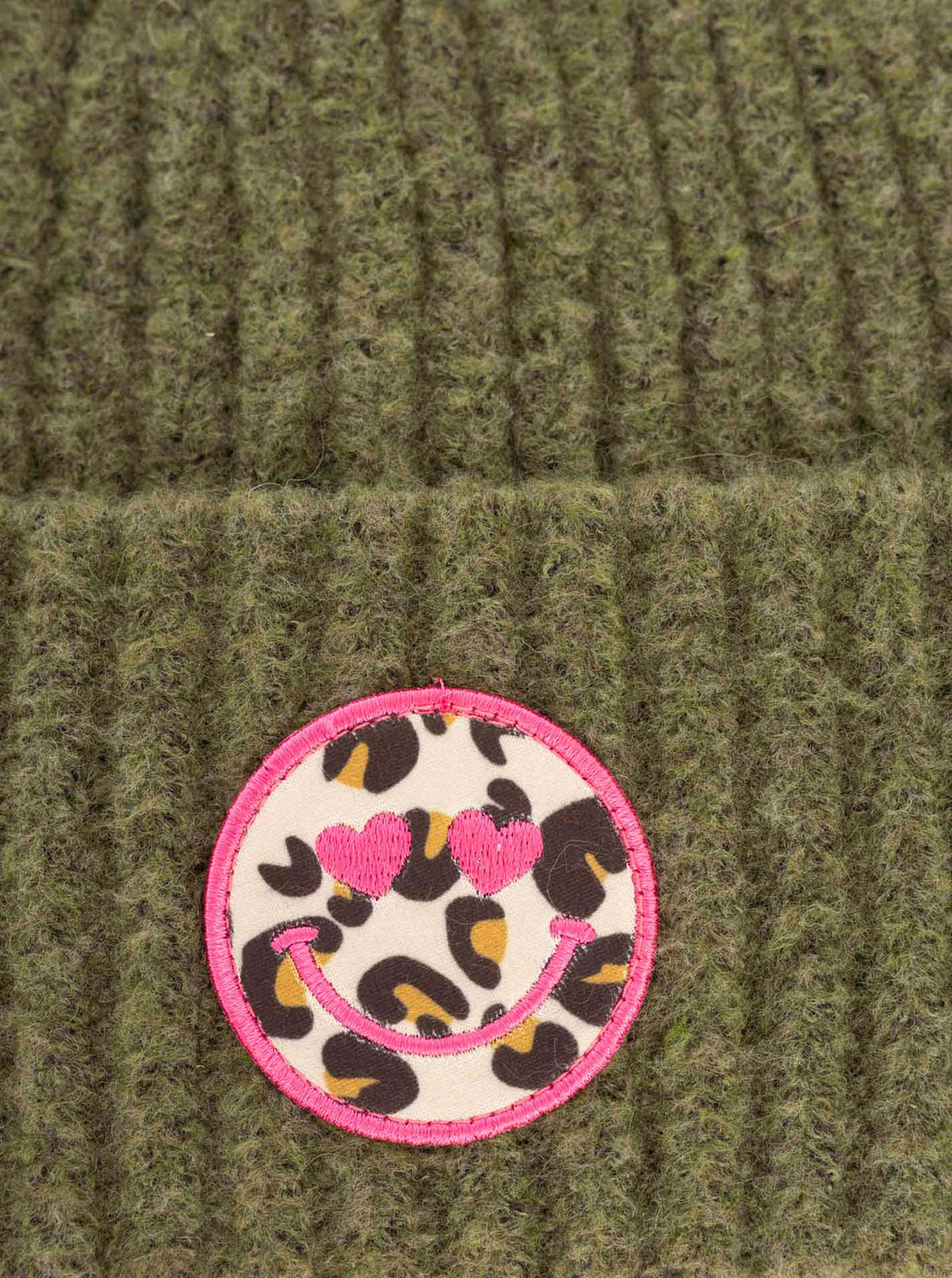 Zwillingsherz Grobstrickmütze Wollmix "Leo & Smile" - Olive