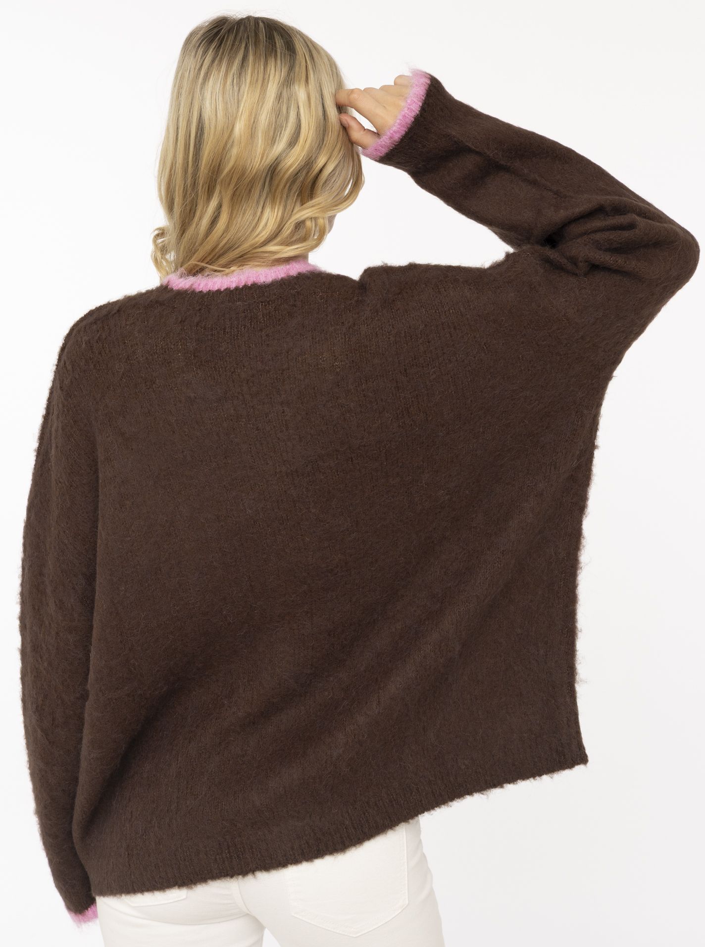 Zwillingsherz Oversized Cardigan "Neon & Patch" - Braun