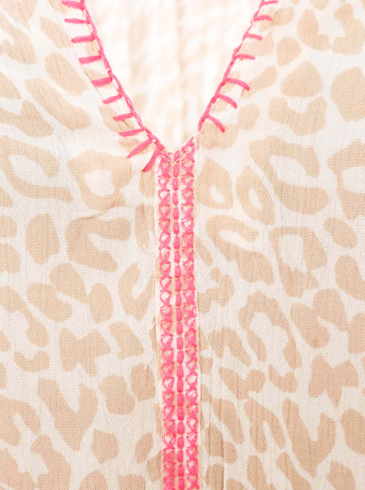 Zwillingsherz - Bluse V-Ausschnitt „Wilder Leo“ - Beige