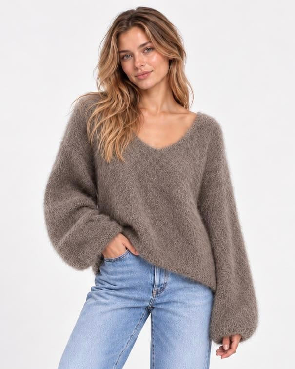 Oversized V-Neck Pullover aus hochwertigem Kid Mohair - Taupe