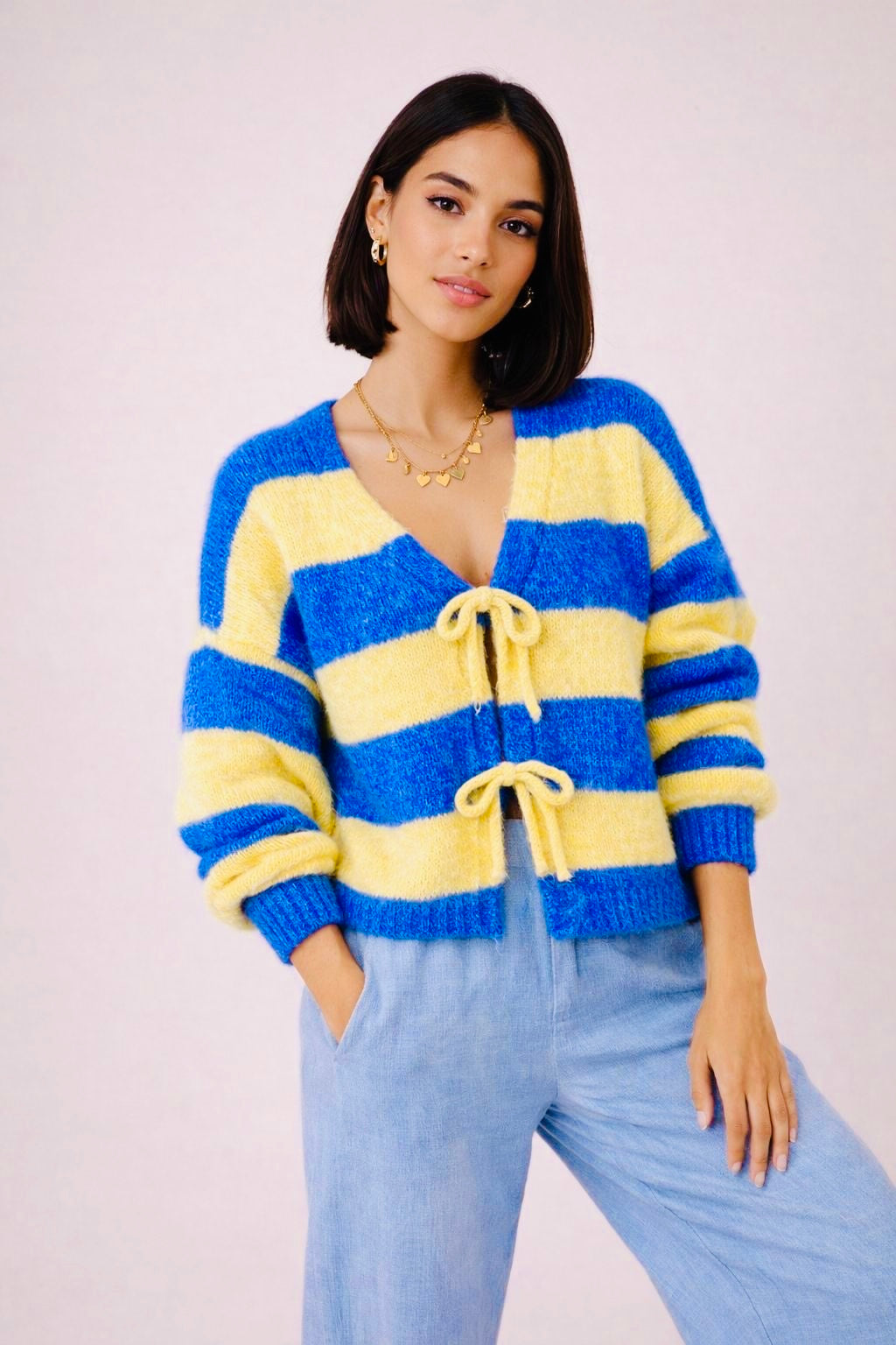 Zweifarbiger Cardigan mit Schleife - Blau/Gelb