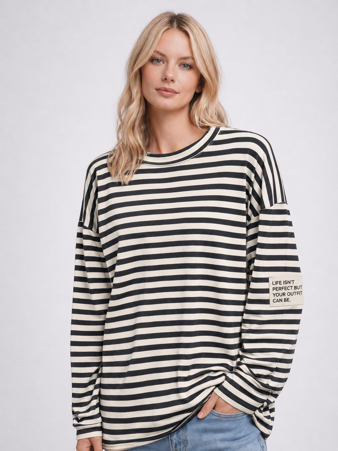 Flair - Leichtes Streifen Sweatshirt "Life isn’t Perfect but your Outfit can be" - Schwarz