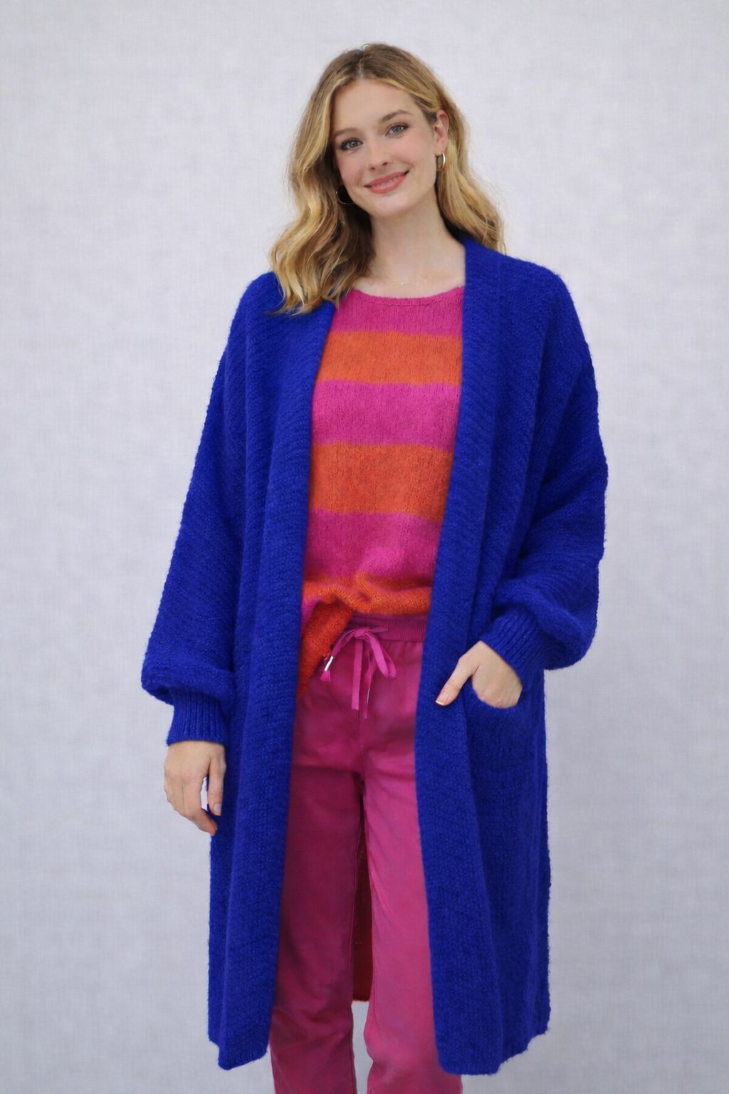 Flair Comfort Style - Strickjacke mit Taschen - Royalblau