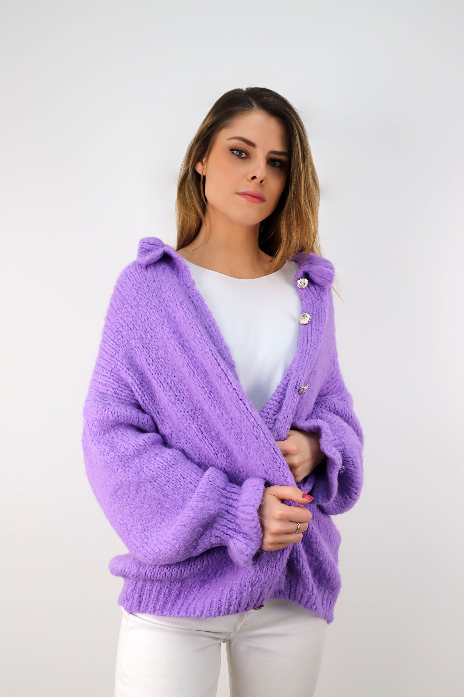 Strickjacke mit Knöpfen - Flieder
