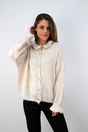 Strickjacke mit Knöpfen - Creme
