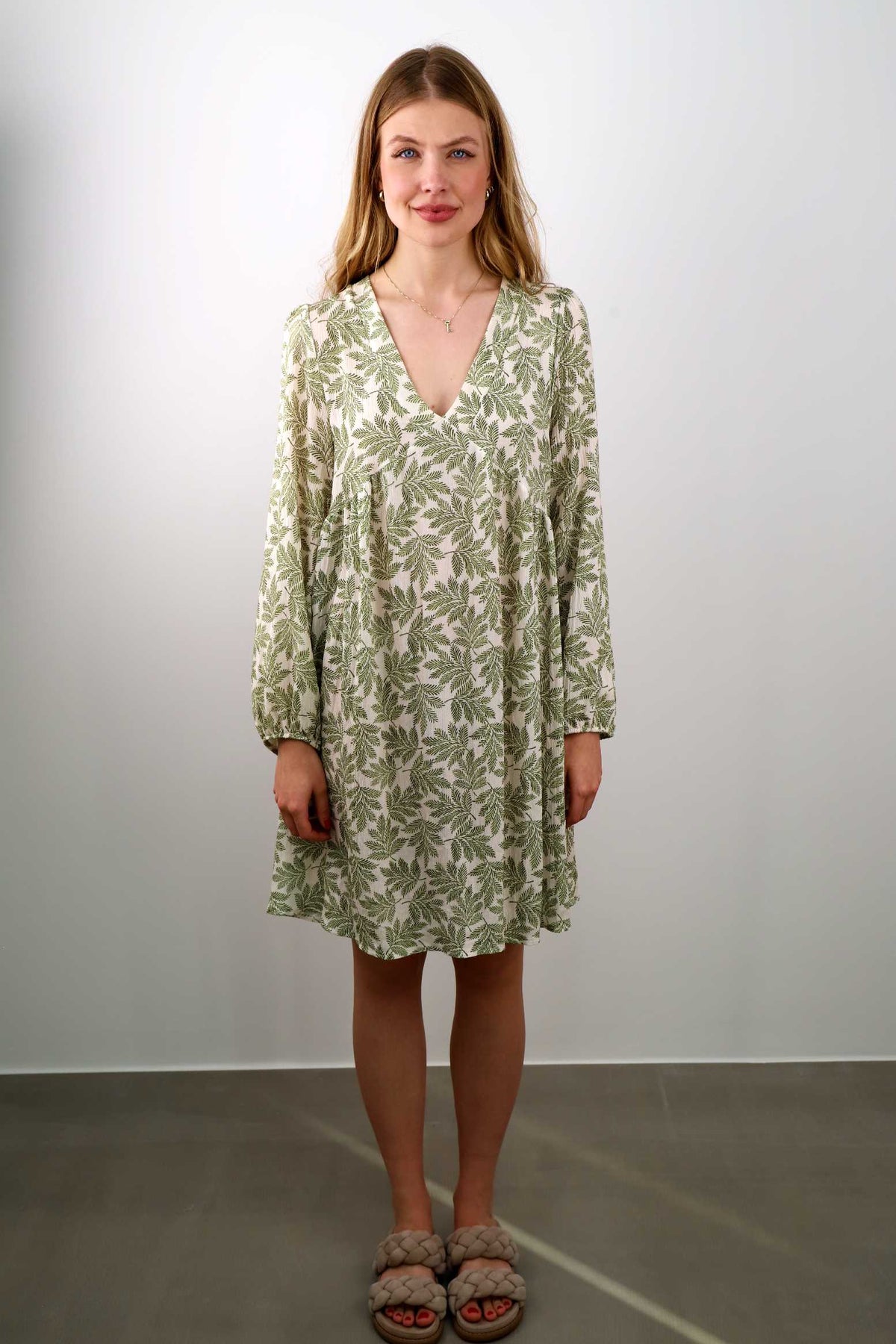 Kleid mit Print - Salbei