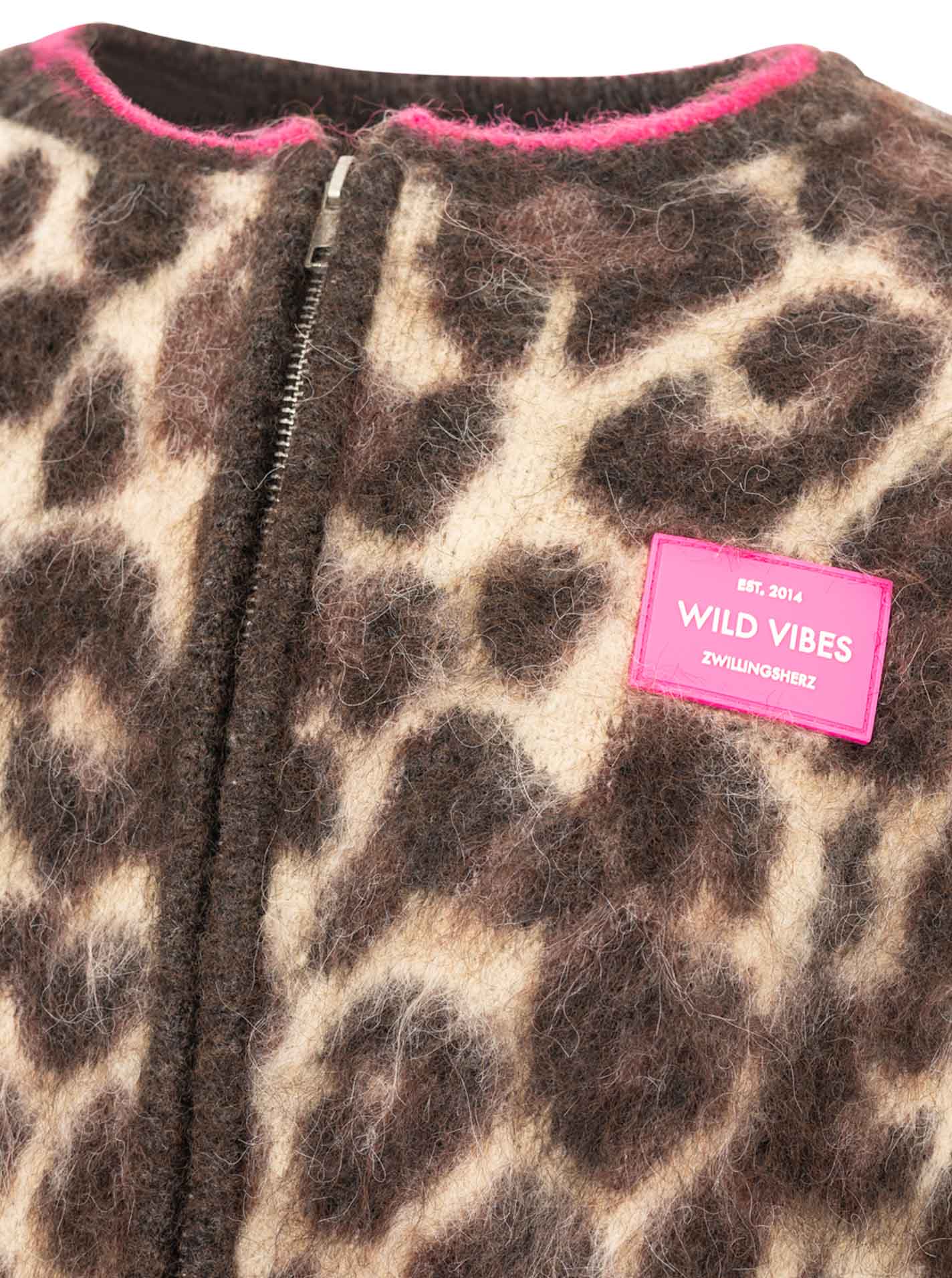 Zwillingsherz Strick Bomberjacke "Fluffy Leo" - Beige