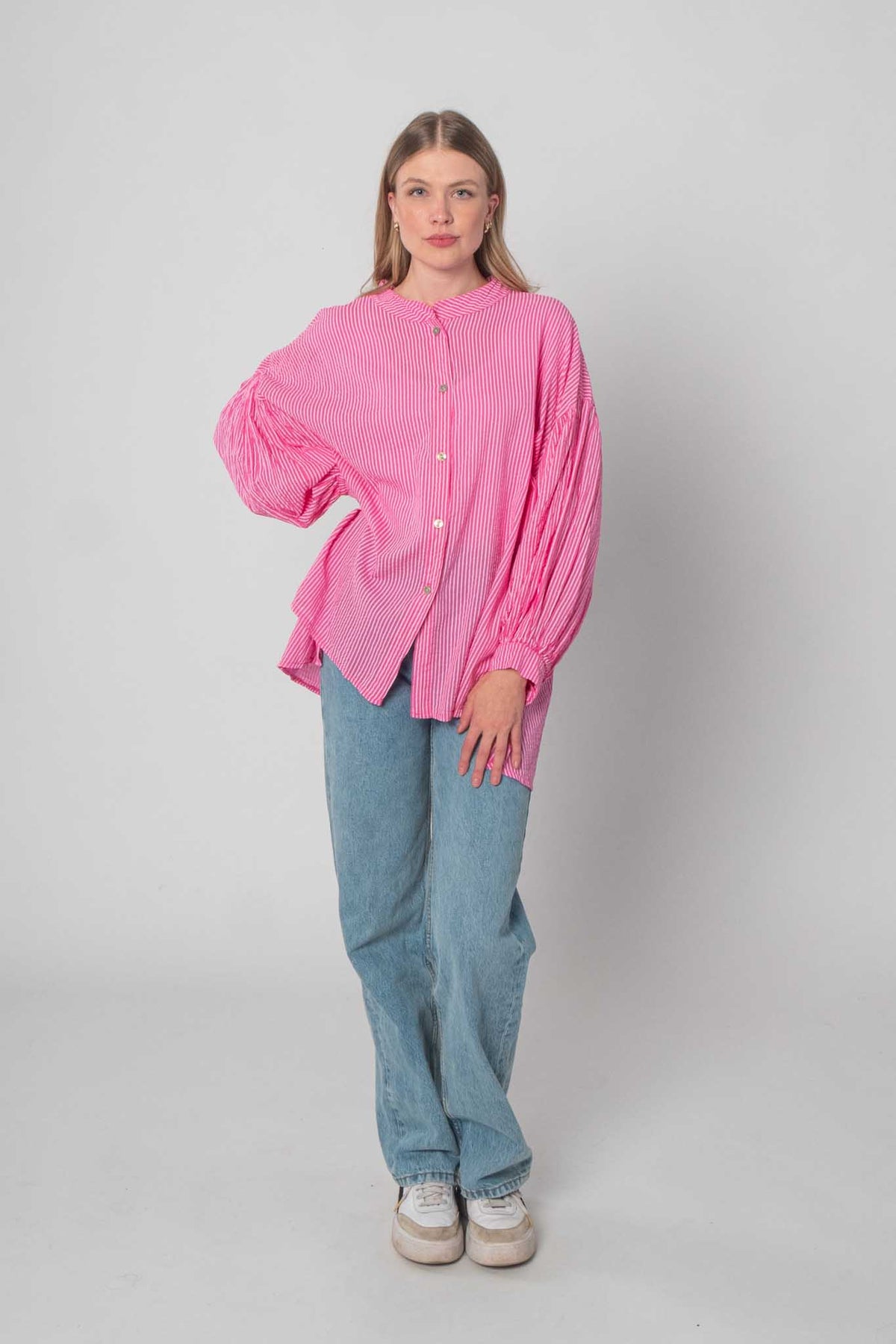 Musselin Bluse mit feinen Streifen - Pink/Weiß