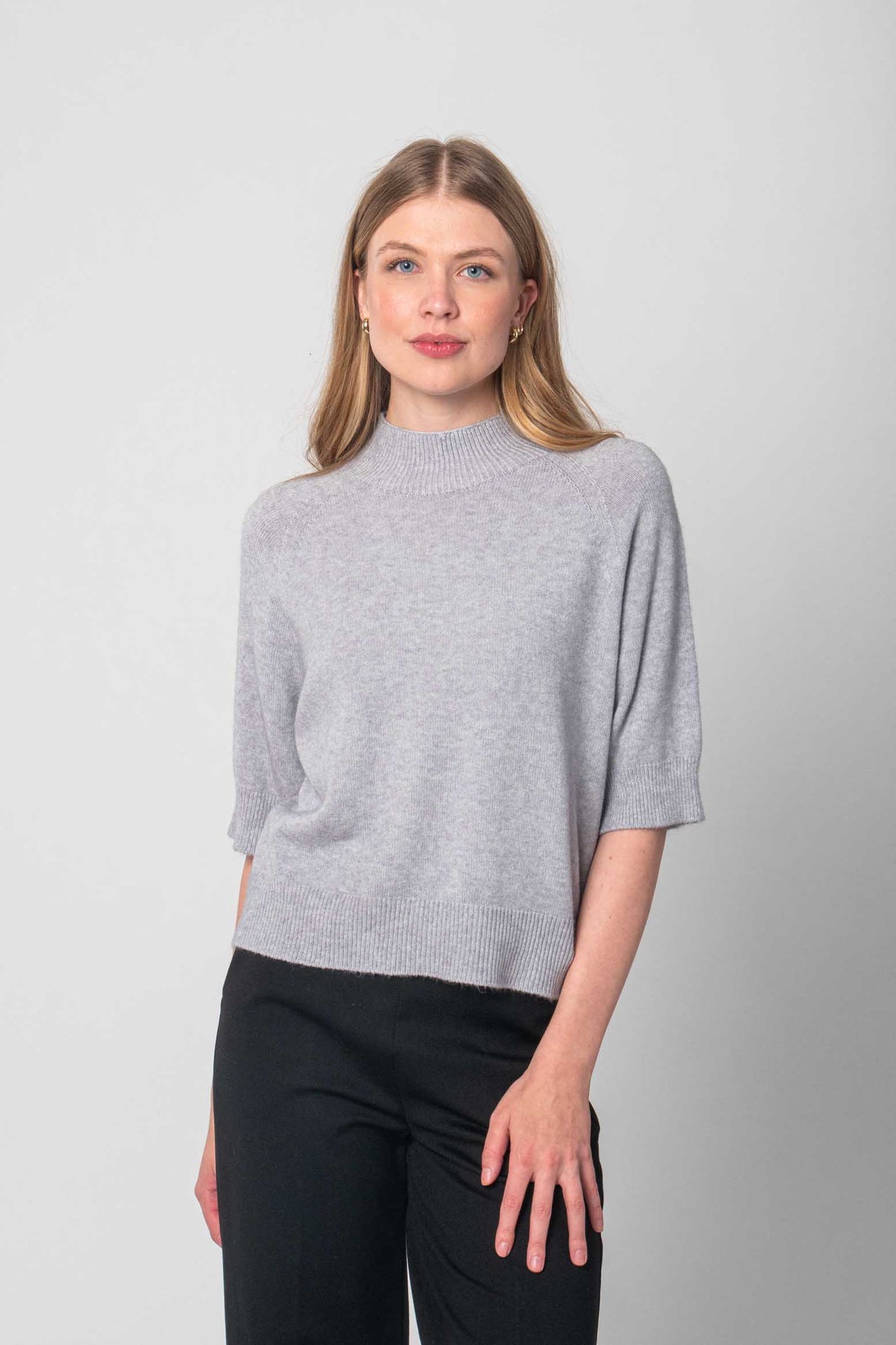Pullover mit kurzen Ärmeln - Grau