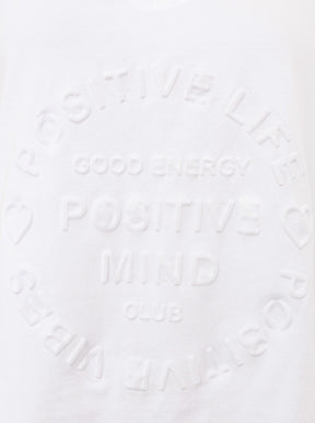 Detailansicht Zwillingsherz T-Shirt Weiß – Schriftzug Positive Mind und feiner Baumwollstoff