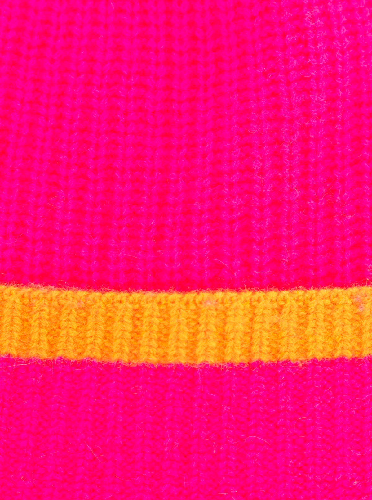 Zwillingsherz - 100% Cashmere Gerippte Mütze Kontrast - Neonpink