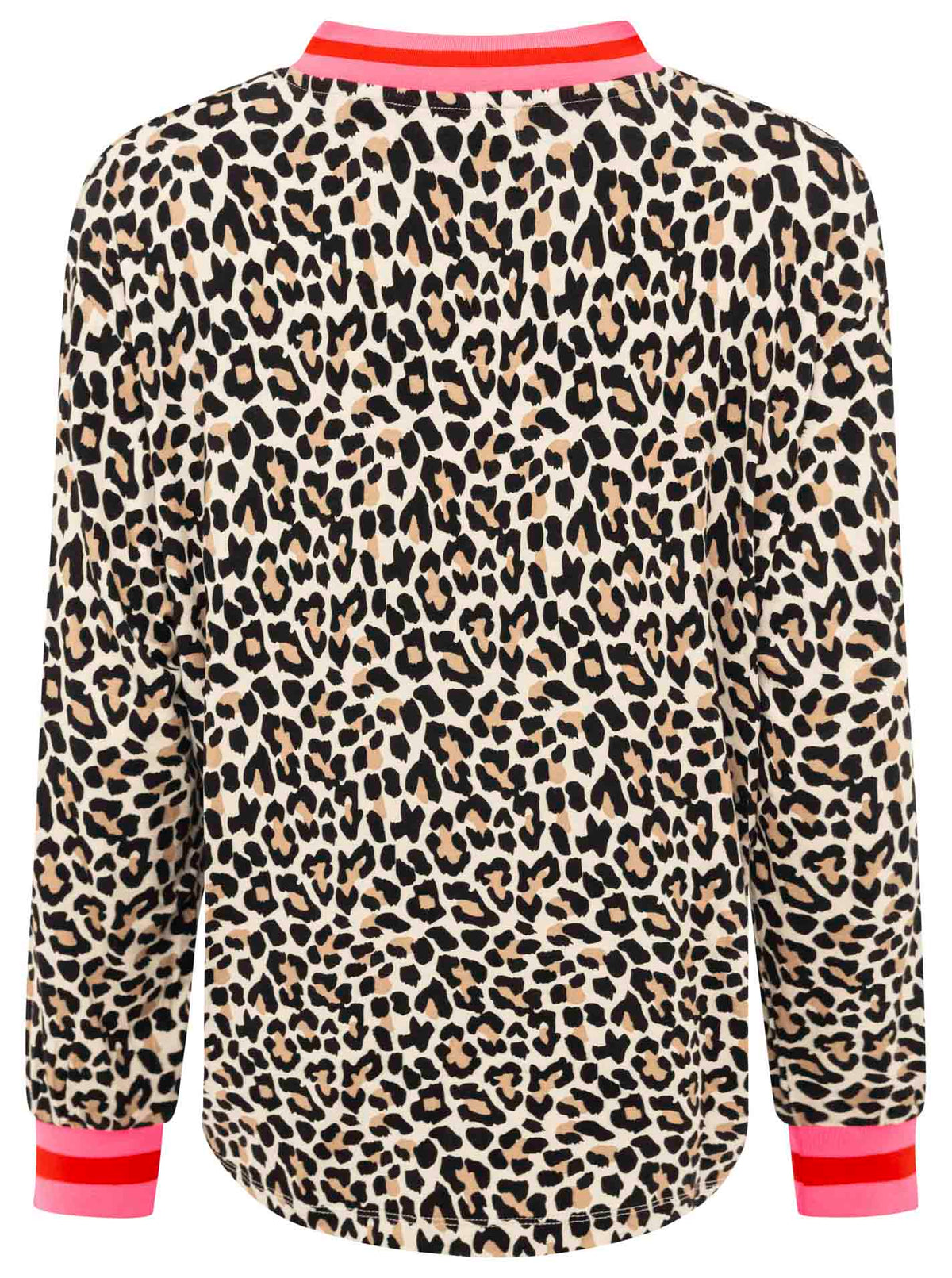 Rückansicht des Zwillingsherz Blusenshirts mit V-Ausschnitt – Leo-Print Beige-Pink, lockere Passform, angenehm leichter Stoff