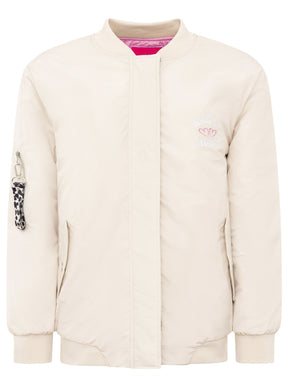 Zwillingsherz Bomberjacke Wild at Heart in Hellbeige, Frontansicht mit Leo-Details am Reißverschluss und Logo-Stickerei auf der Brust