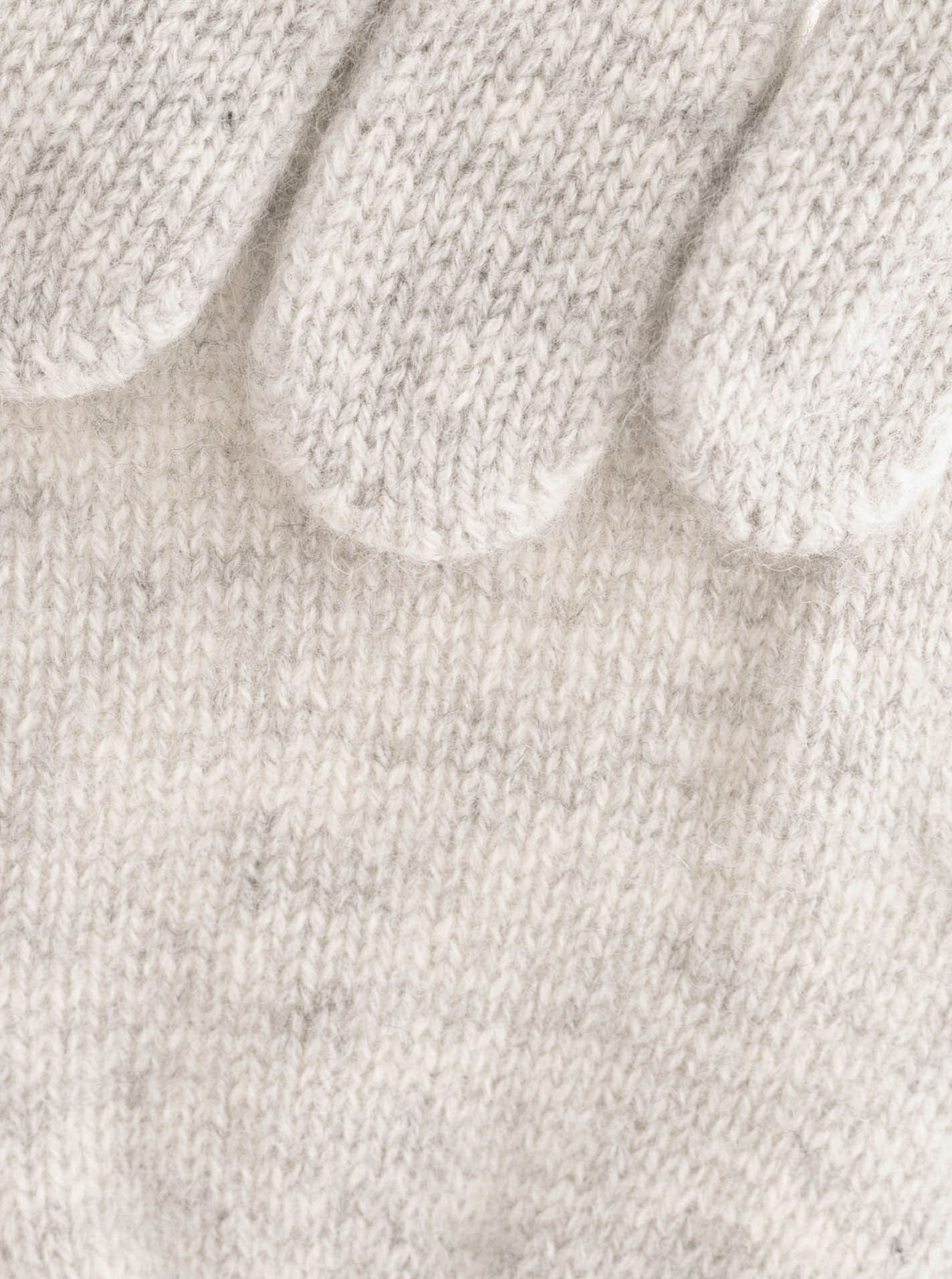 Zwillingsherz Kaschmir-Handschuhe (100% Cashmere) Hellgrau Detailansicht