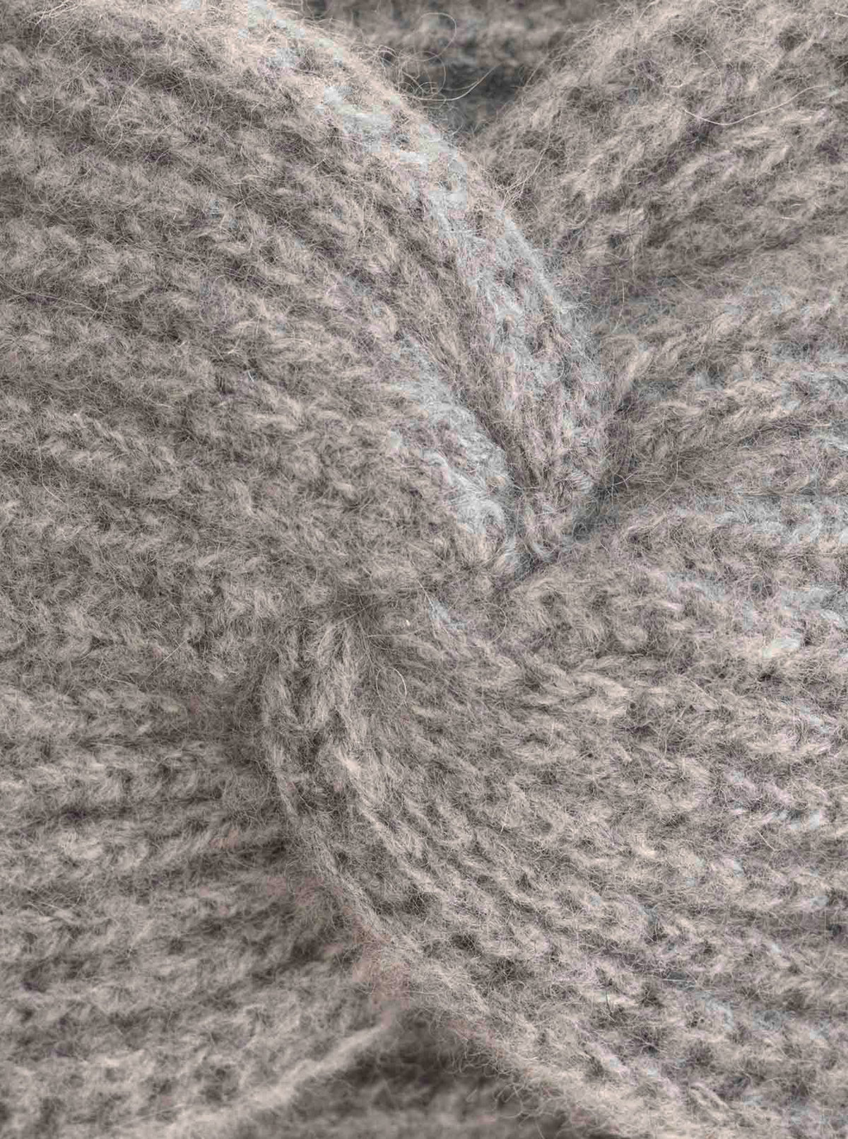 Zwillingsherz 100% Cashmere Stirnband Rippe Mittelgrau Detailansicht