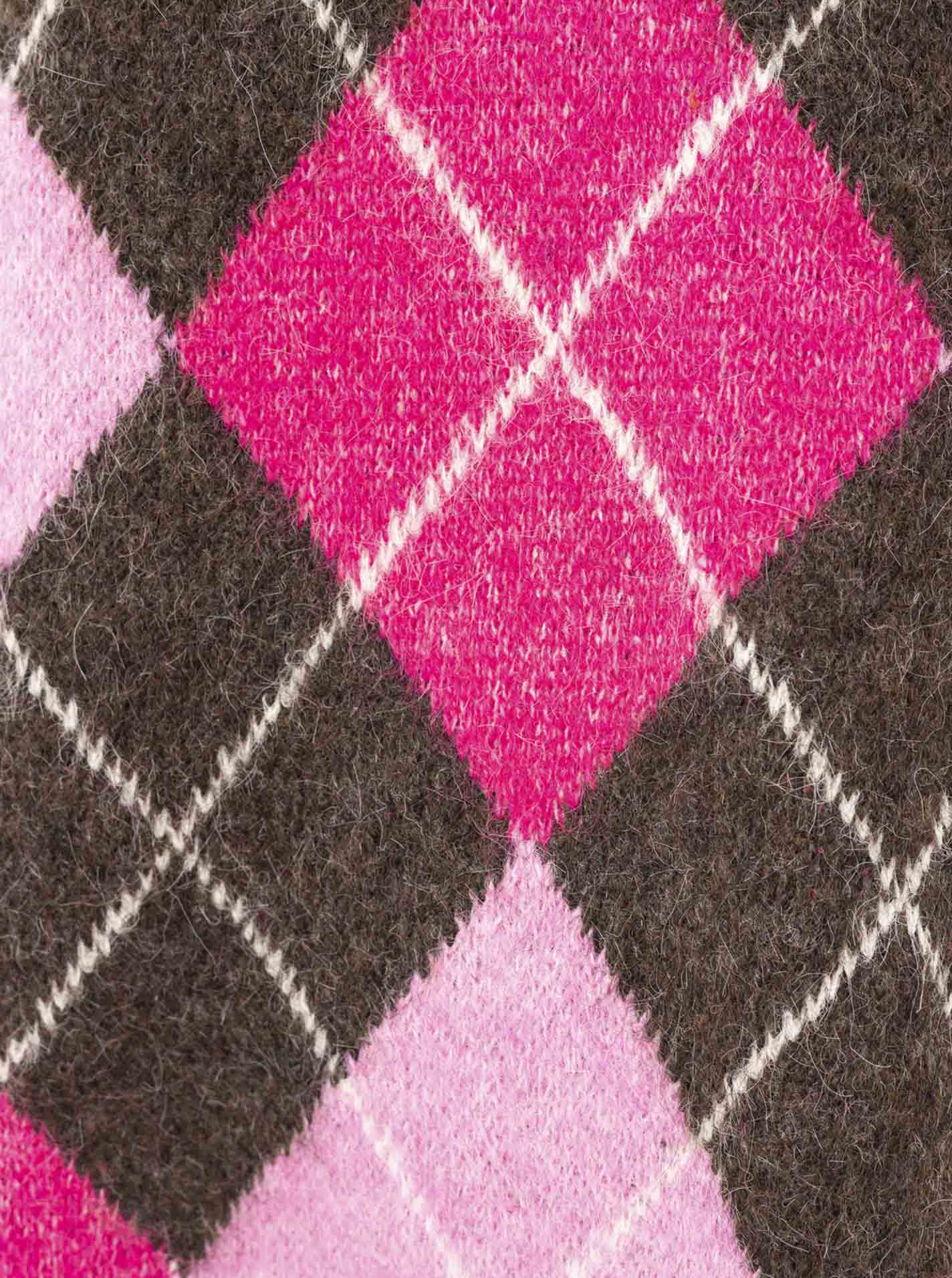 Zwillingsherz Pullover BIG ARGYLE in Braun – Ansicht 5