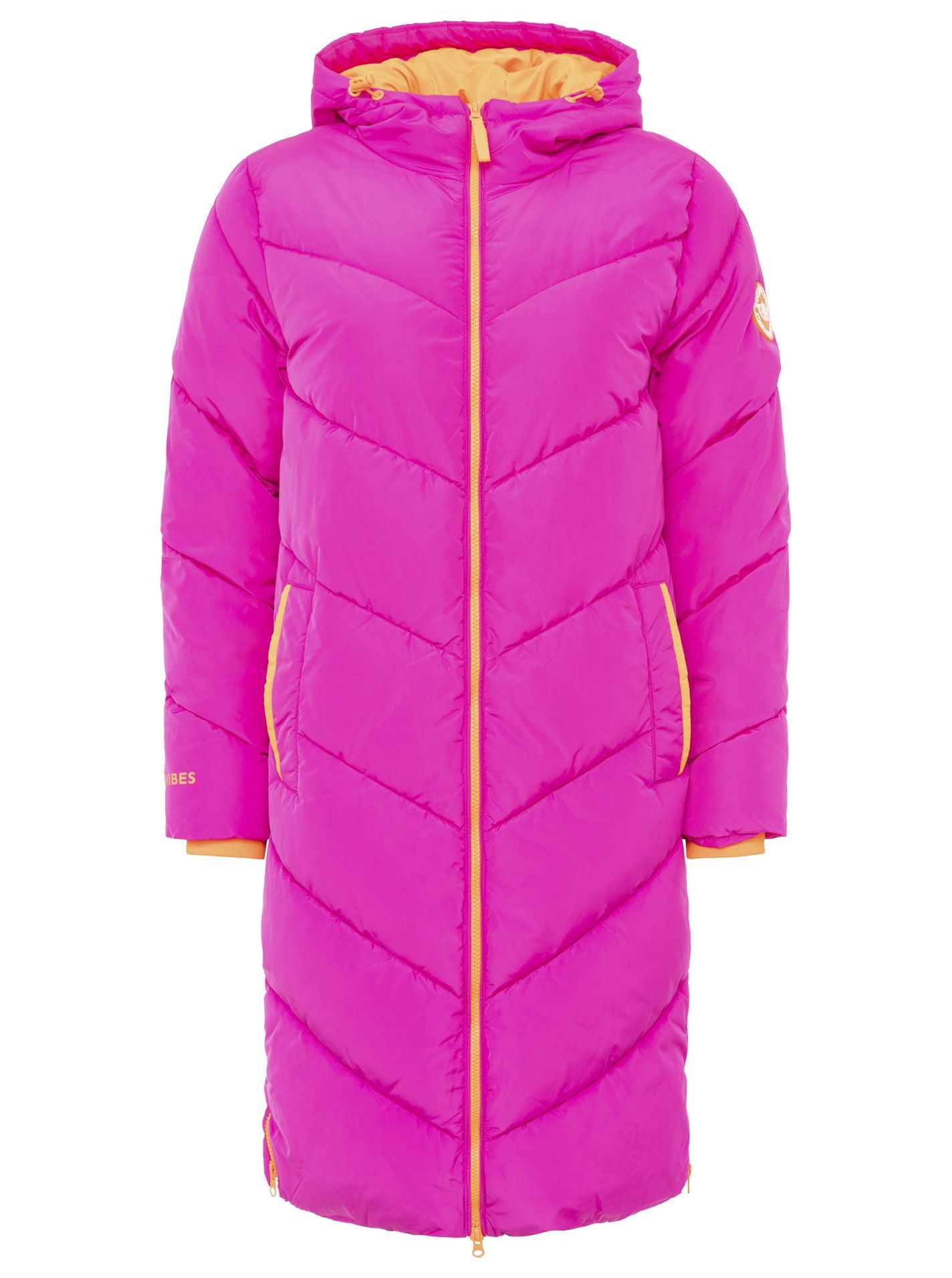 Zwillingsherz Steppmantel mit Kapuze in Magenta-Orange – Vorderansicht mit seitlichen Taschen und modischer Steppung