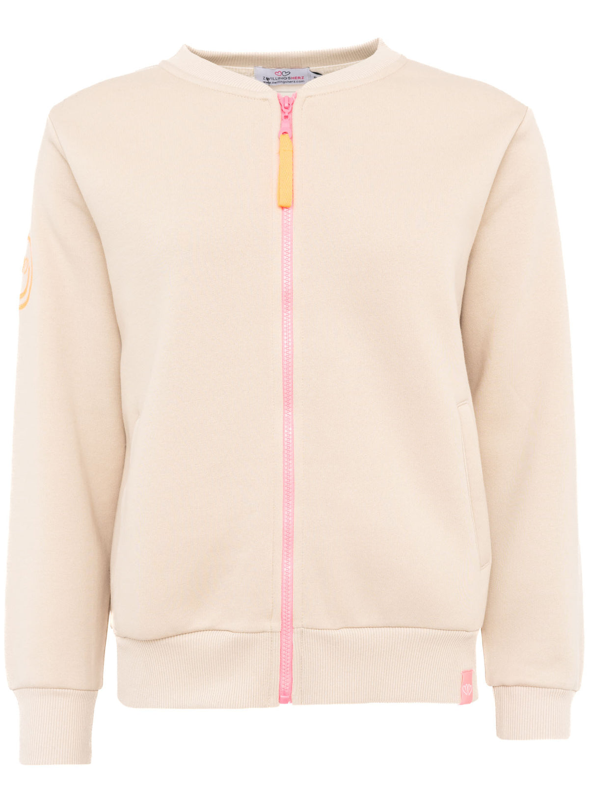 Zwillingsherz Sweatjacke in Beige mit Regenbogen-Smile-Motiv – Vorderansicht mit Reißverschluss, Kapuze und praktischen Taschen.