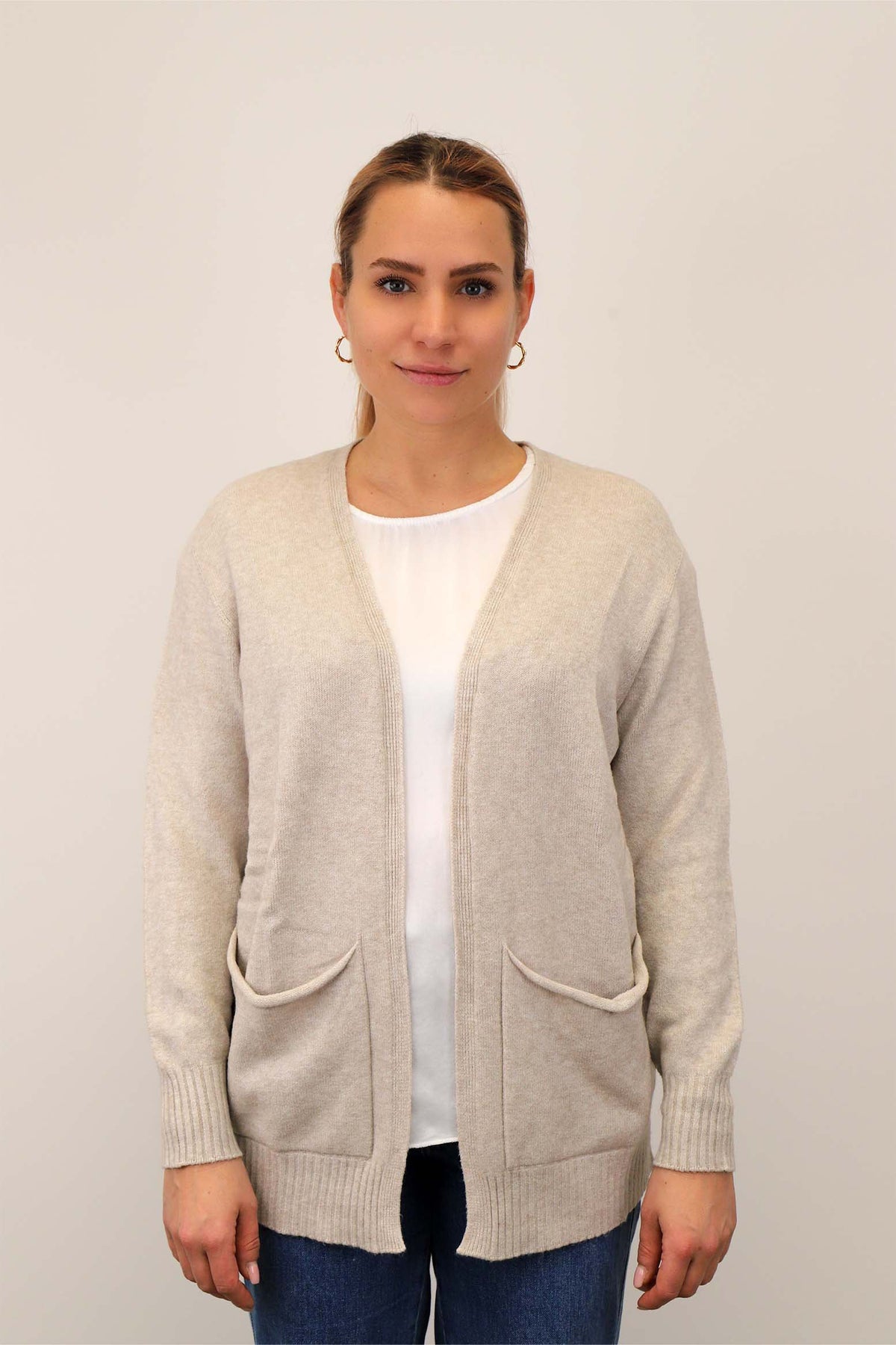 Strickjacke Basic mit Taschen - Beige