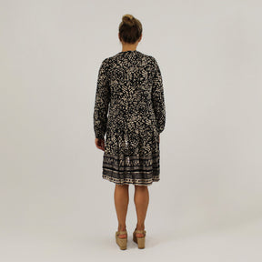 Knopfleisten-Kleid mit Druck - Schwarz