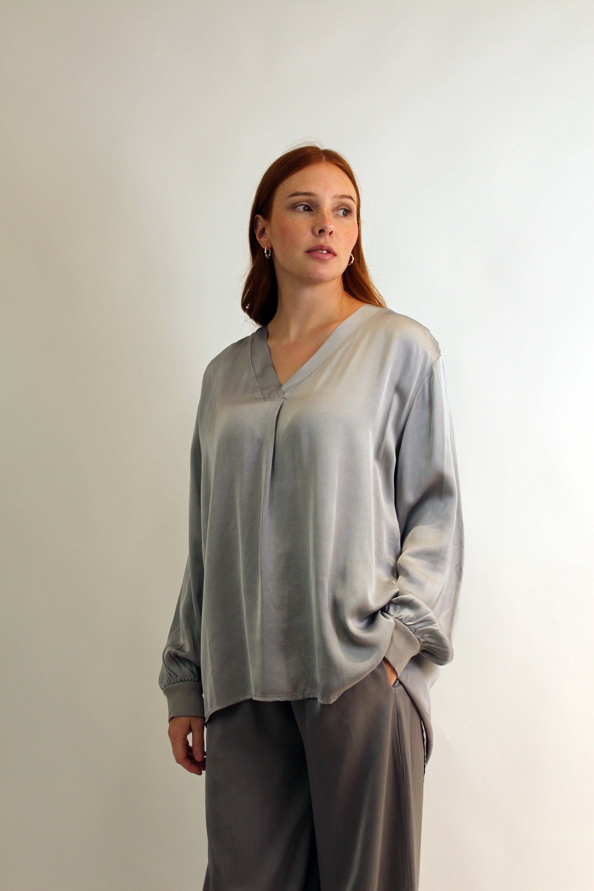 Seiden-Bluse Grau