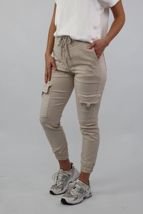 Casual Comfort Cargohose - Creme