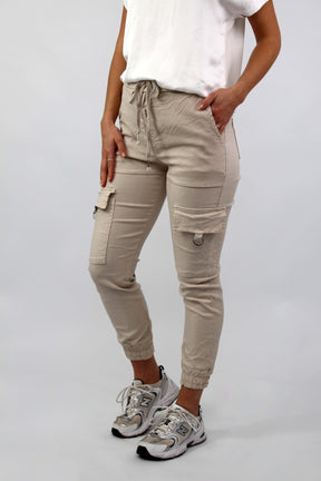 Casual Comfort Cargohose - Creme